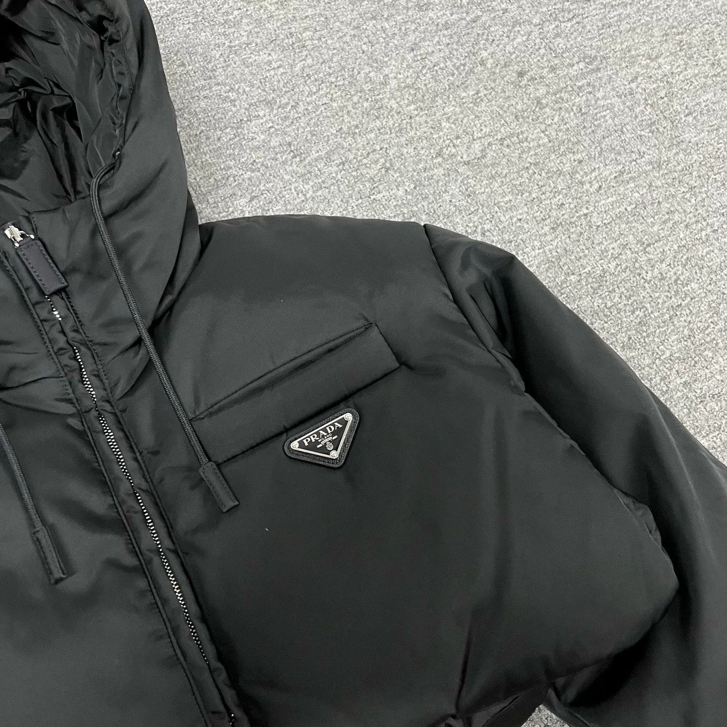 Prada Prada Triangle Logo Nylon Short Down Jacket Size S / US 4 / IT 40 - 4 Thumbnail