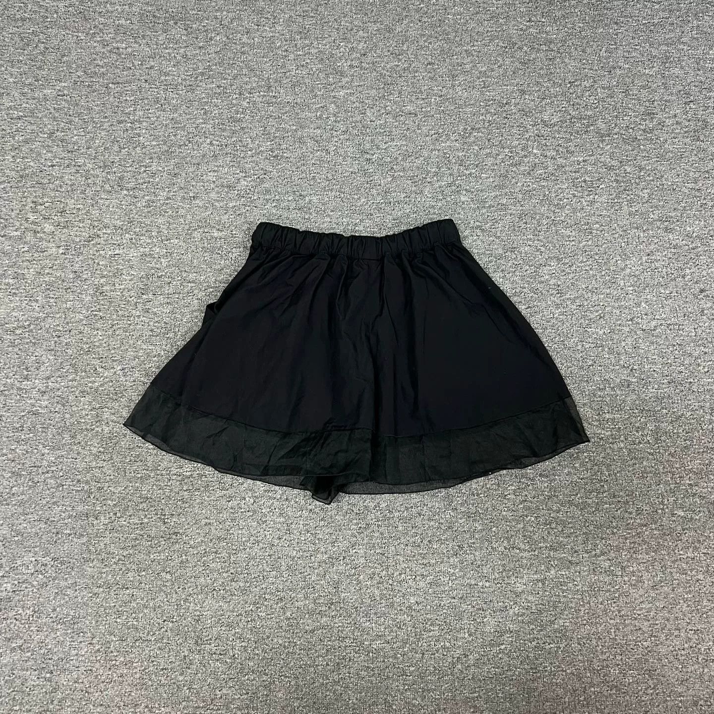 Chanel Chanel Double C Bow Strap Tulle Shorts Size 38" / US 16 / IT 52 - 2 Thumbnail