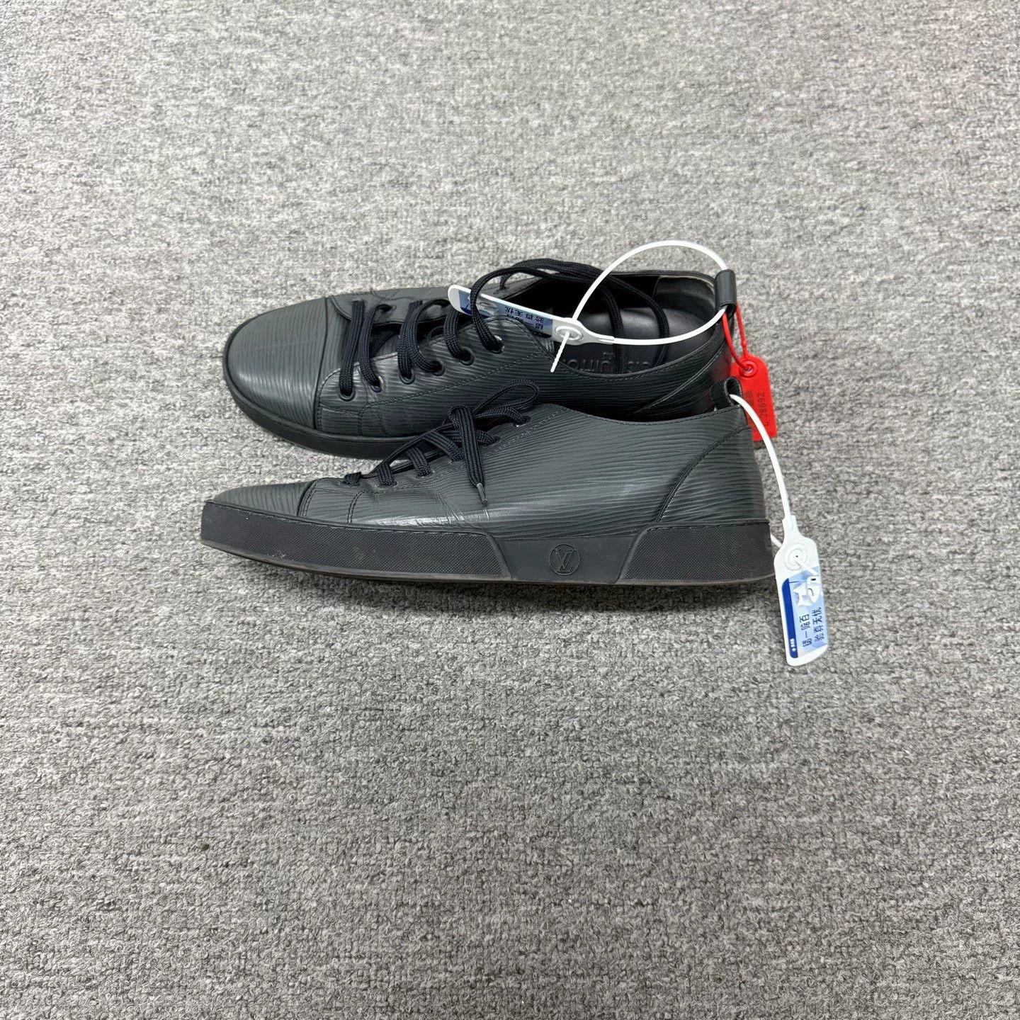 Louis Vuitton Louis Vuitton Water Ripple Low-Top Sneakers Size US 8 / EU 41 - 3 Thumbnail