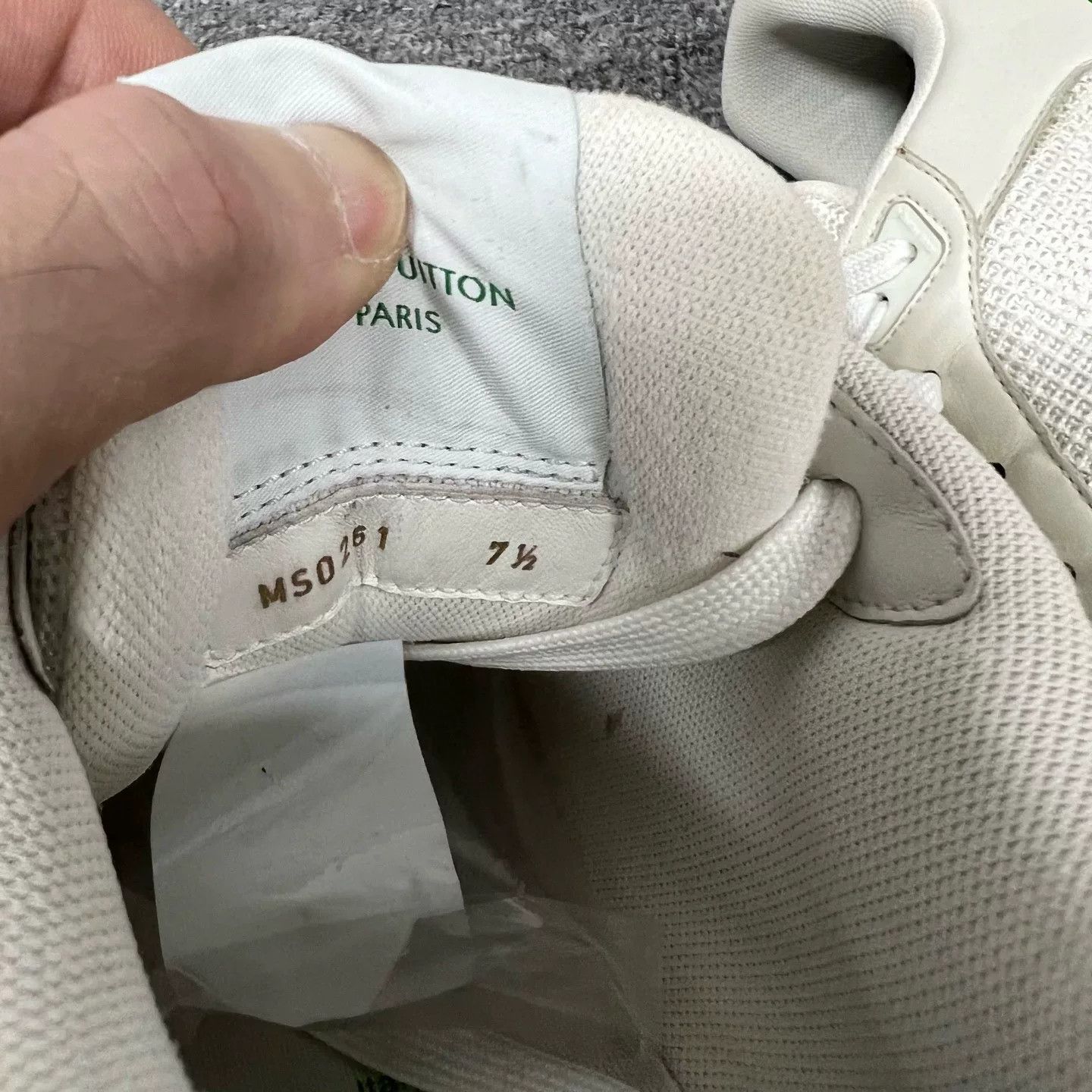 Louis Vuitton Louis Vuitton White Green Velcro Trainer Sneakers Size US 8.5 / EU 41-42 - 7 Thumbnail
