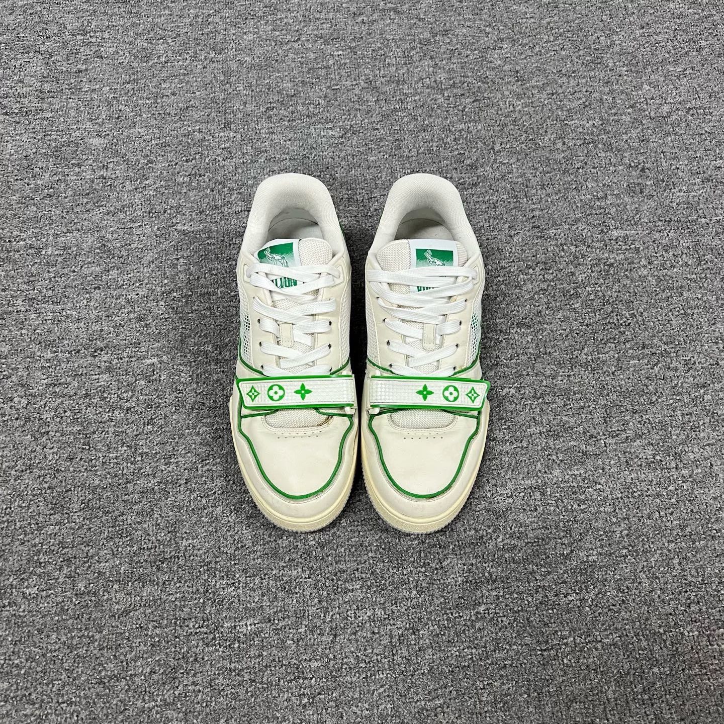Louis Vuitton Louis Vuitton White Green Velcro Trainer Sneakers Size US 8.5 / EU 41-42 - 3 Thumbnail