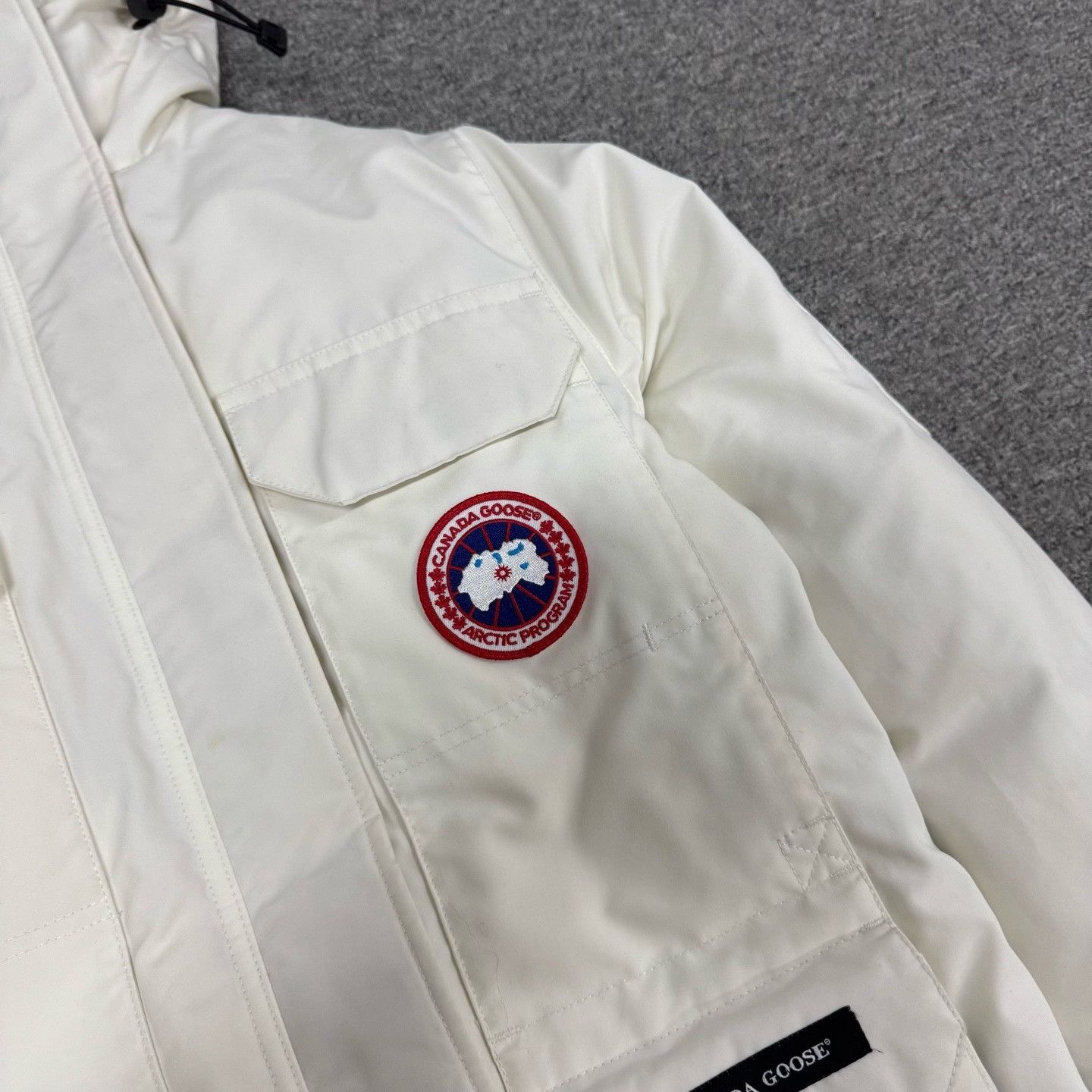 Canada Goose Canada Goose Expedition Down Jacket 2XS Size US XXS / EU 40 - 5 Thumbnail