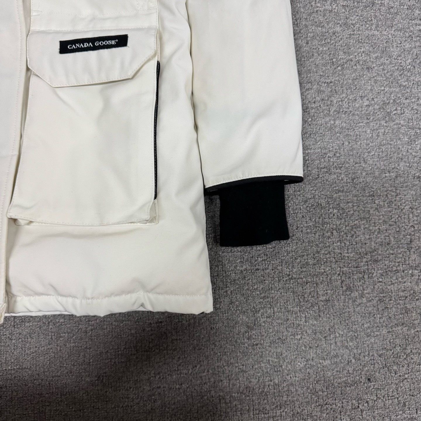 Canada Goose Canada Goose Expedition Down Jacket 2XS Size US XXS / EU 40 - 3 Thumbnail
