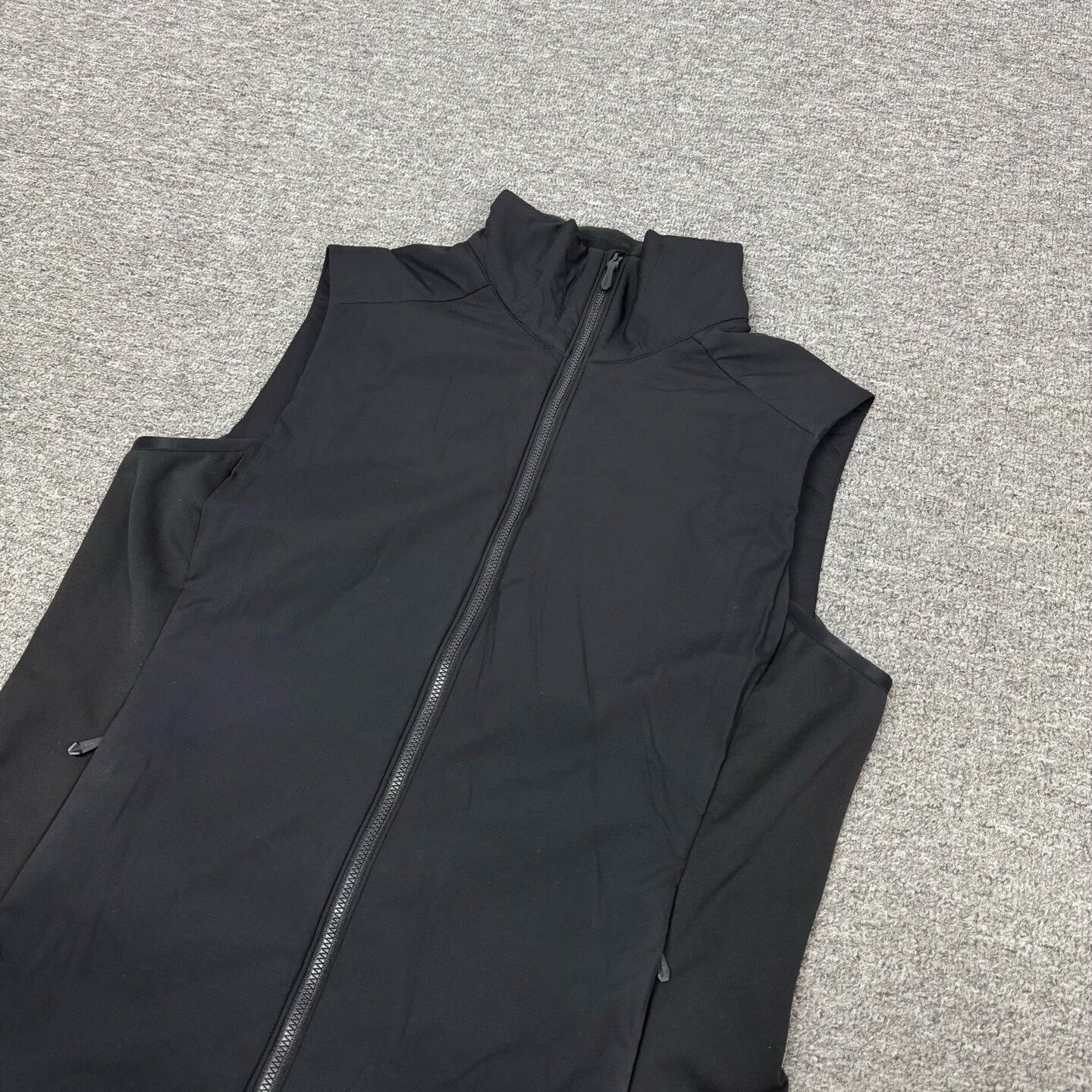 Arc'teryx Arcteryx Women's Atom Lt Stand Collar Down Vest Size L / US 10 / IT 46 - 3 Thumbnail