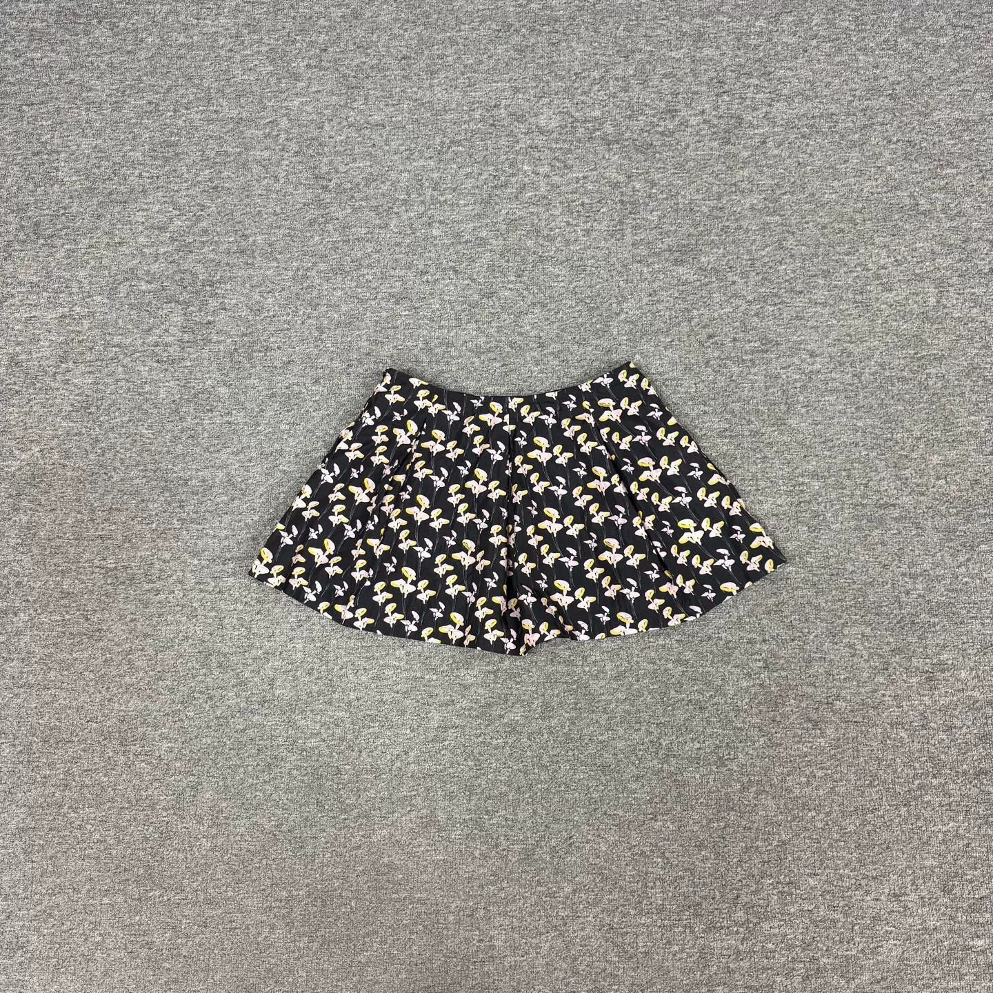 Miu Miu Miu Miu All-over Mushroom Print Skirt Size 40" / US 18 - 2 Thumbnail