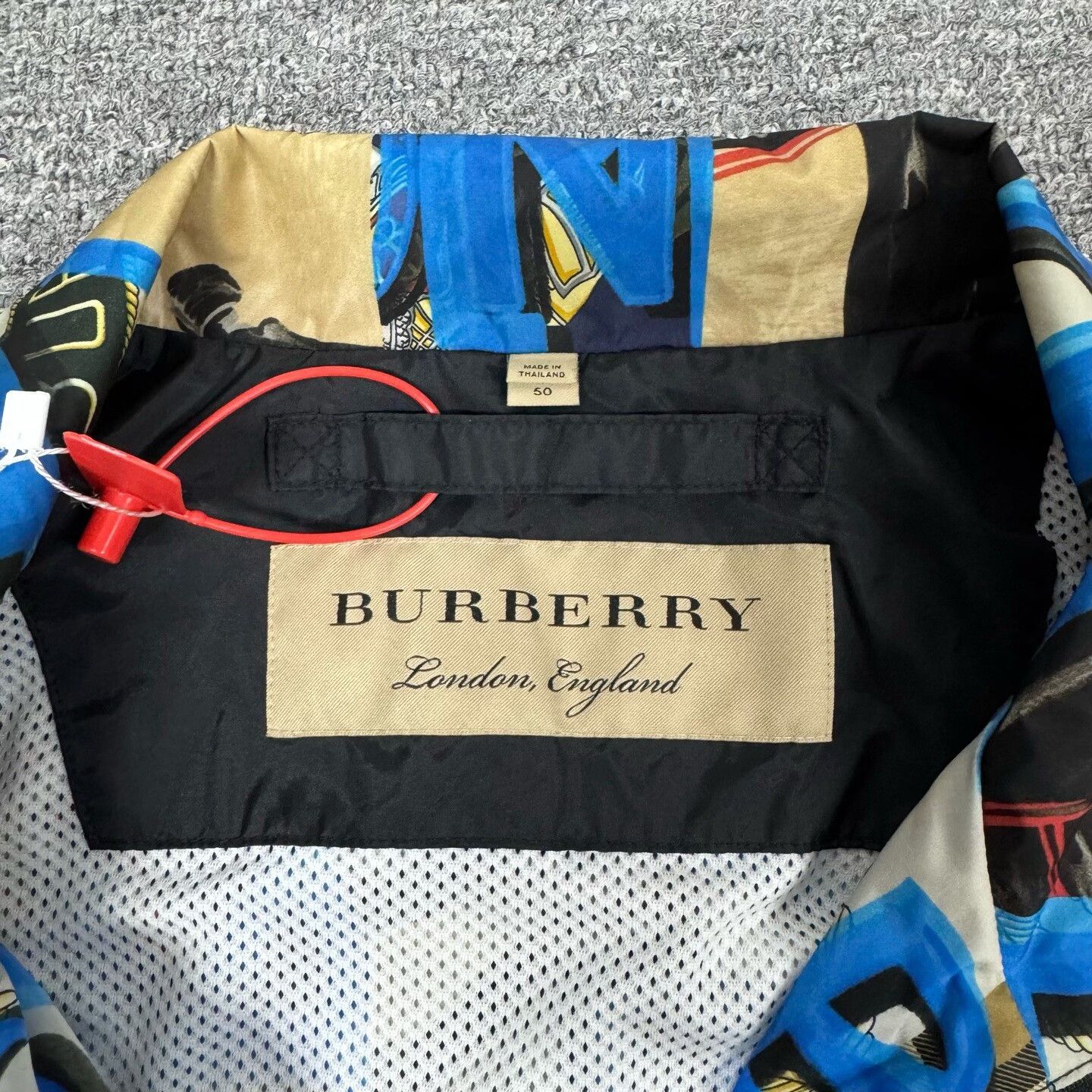 Burberry Burberry Graffiti Logo Letter Zipper Jacket Size US M / EU 48-50 / 2 - 5 Thumbnail