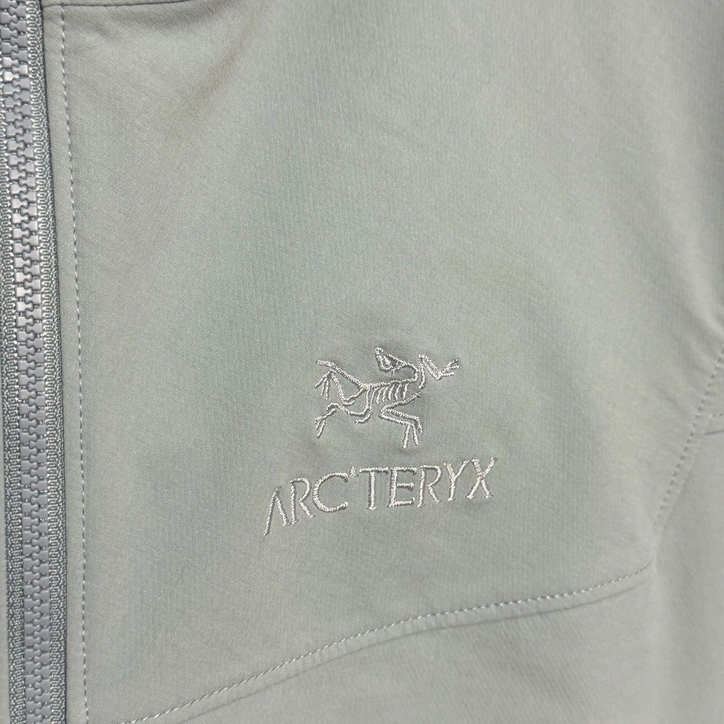 Arc'teryx Arcteryx Gamma LT Hoody Jacket Size US M / EU 48-50 / 2 - 4 Thumbnail