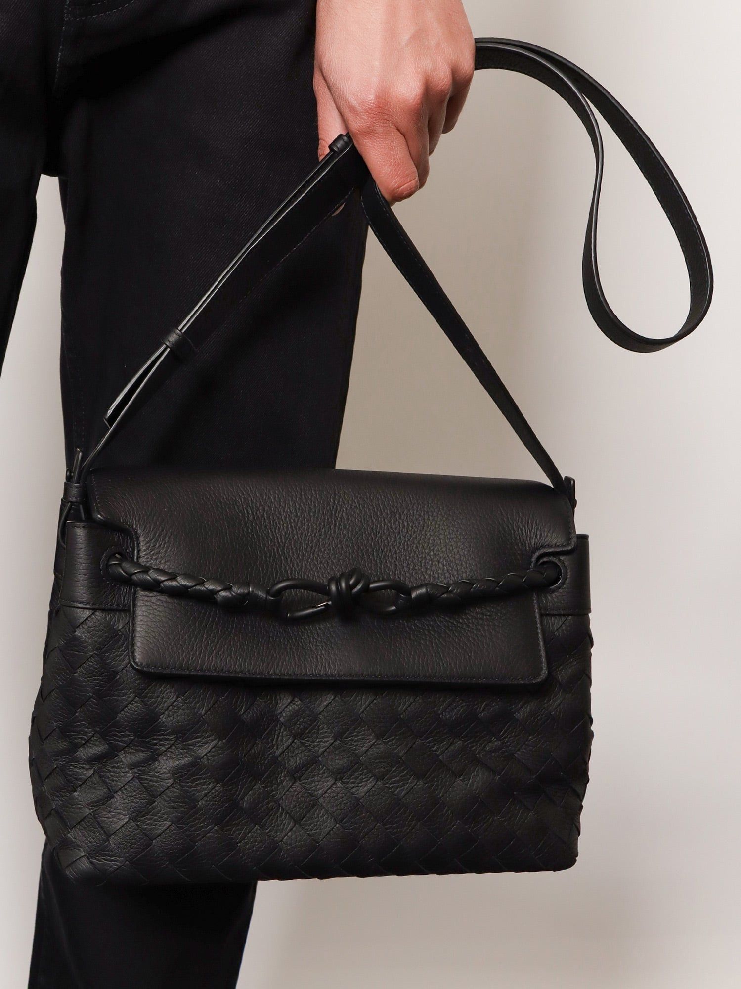 Bottega Veneta Andiamo Leather Shoulder Bag With Intrecciato Pattern Size ONE SIZE - 5 Thumbnail