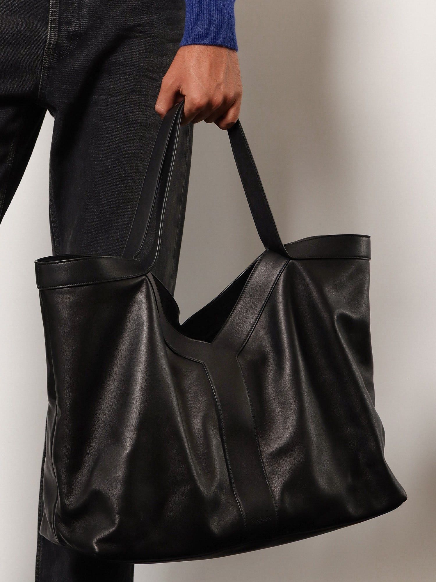 Saint Laurent Paris Y Oversize Leather Tote Bag Size ONE SIZE - 5 Thumbnail