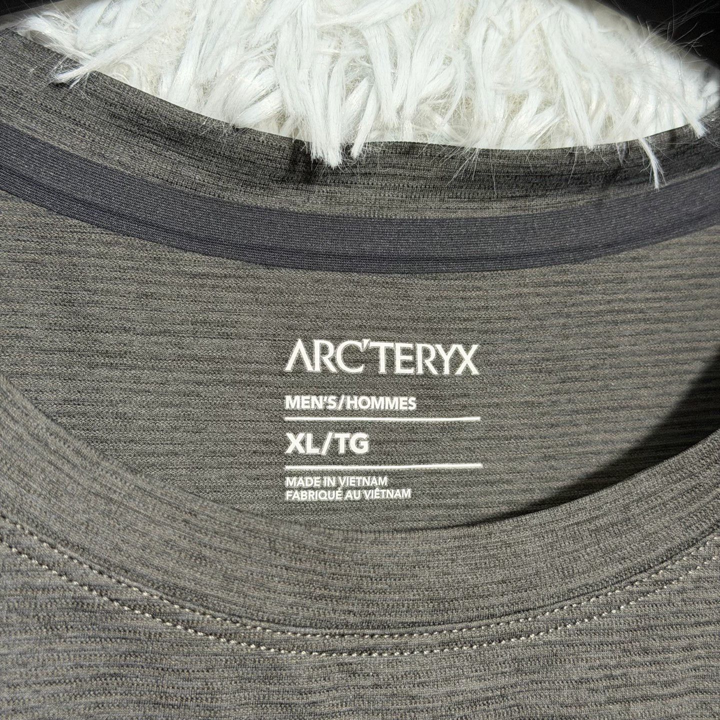 Arc'teryx Arcteryx CORMAC Logo Quick-Dry T-Shirt Size US XL / EU 56 / 4 - 4 Thumbnail