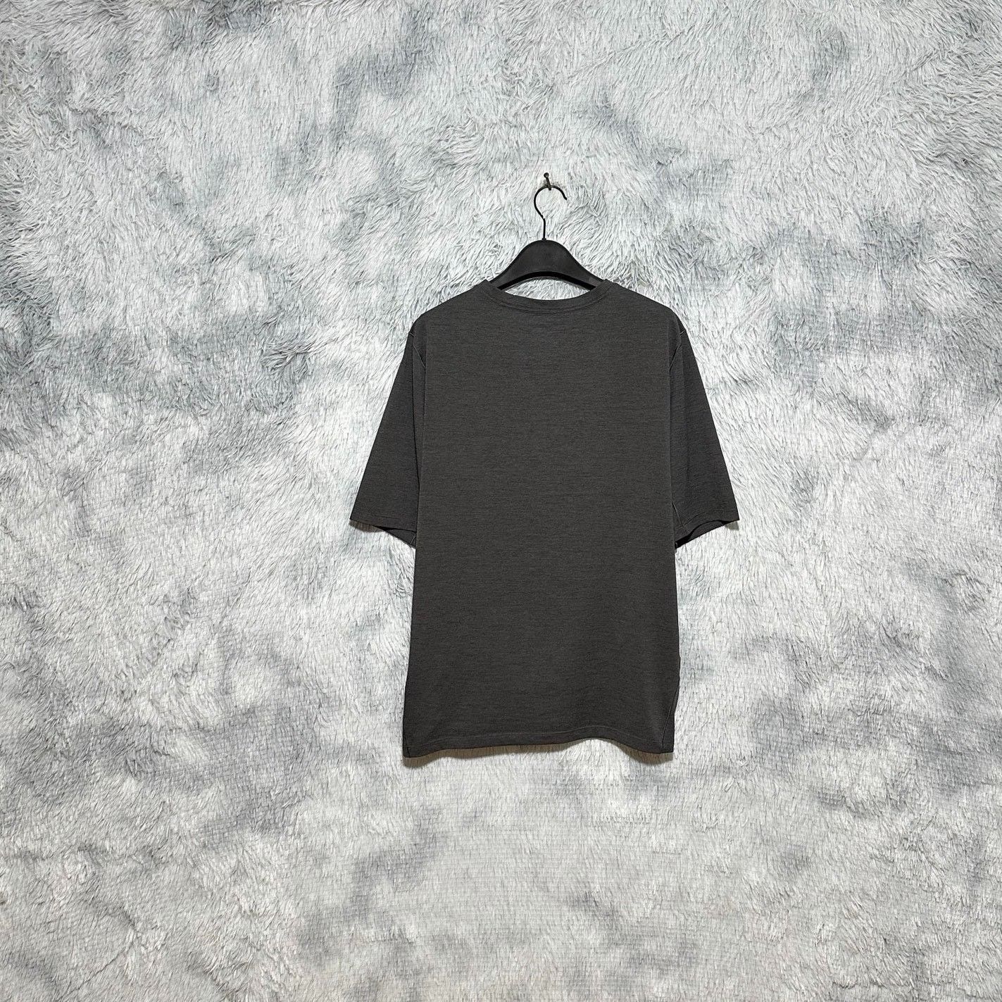 Arc'teryx Arcteryx Cormac Logo Quick-Dry Short-Sleeve Size US L / EU 52-54 / 3 - 2 Thumbnail
