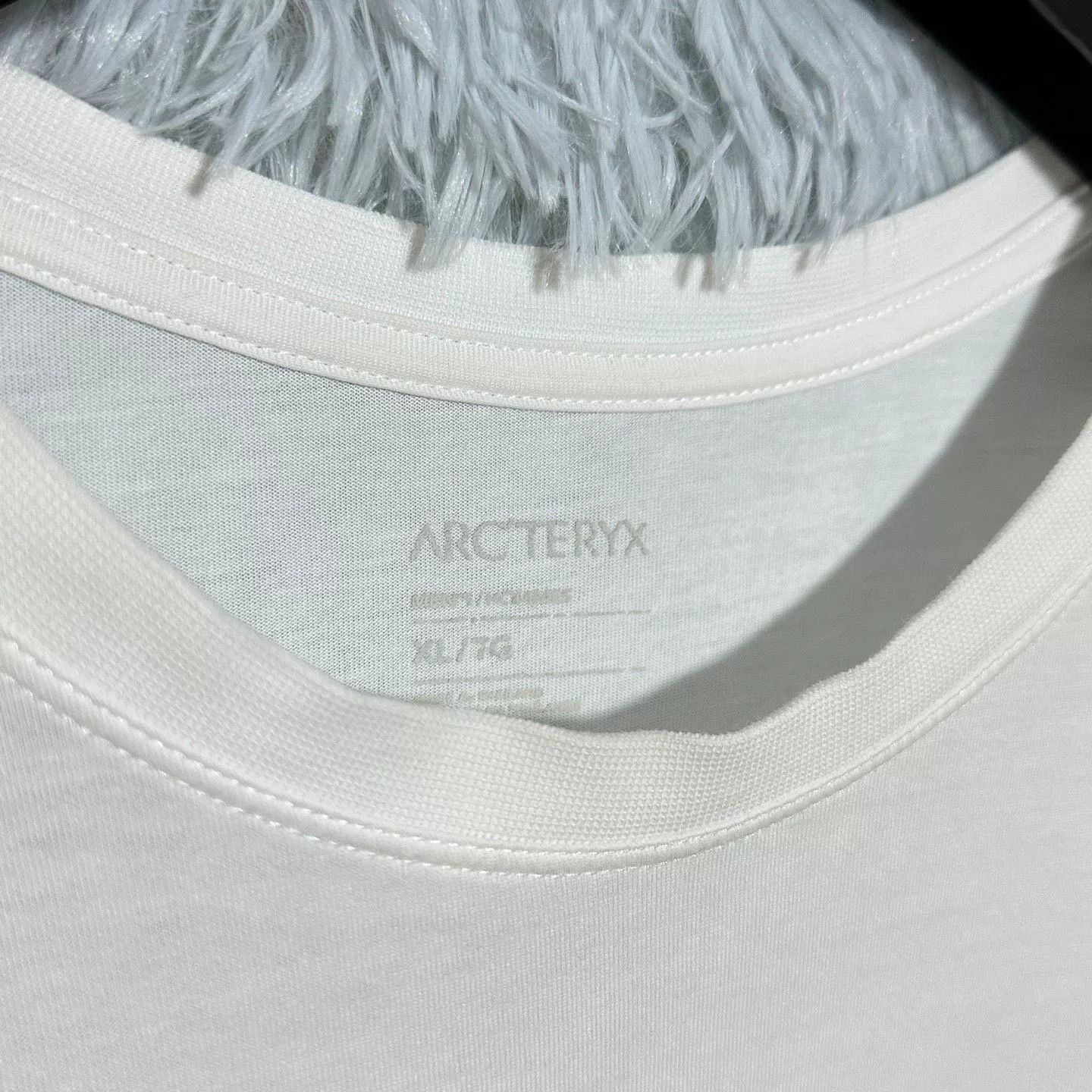 Arc'teryx Arcteryx Captive Split SS Men's T-Shirt Size US XL / EU 56 / 4 - 4 Thumbnail