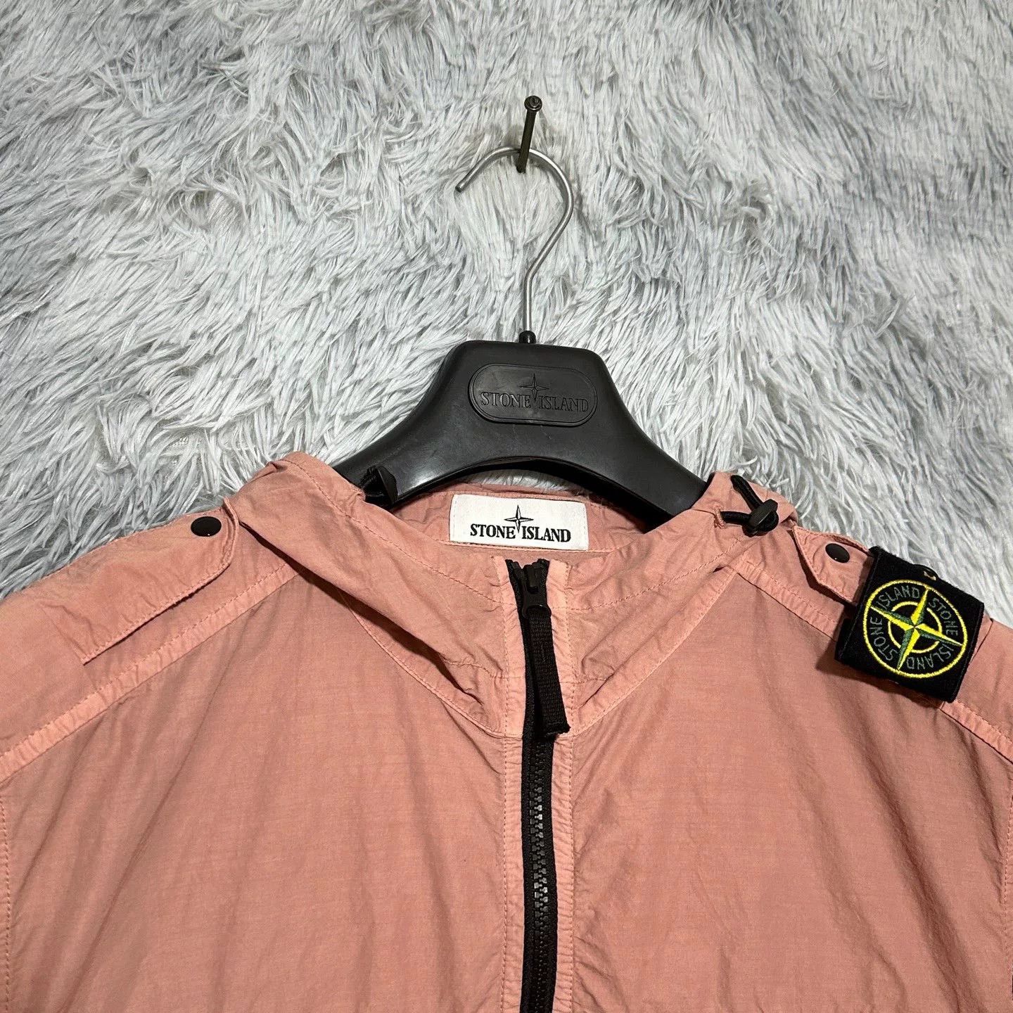 Stone Island Stone Island Epaulet Nylon Jacket Size L / US 10 / IT 46 - 3 Thumbnail