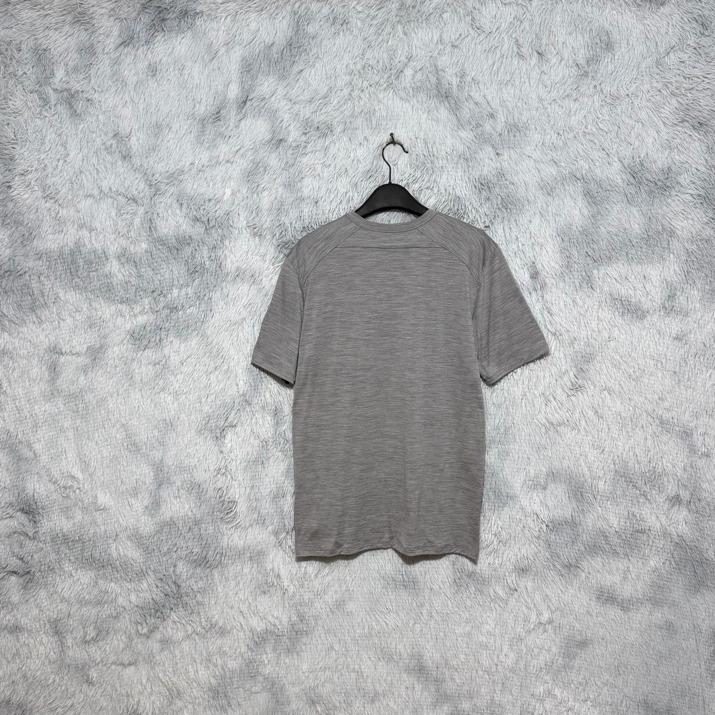 Veilance Arcteryx Veilance FRAME Merino Wool Short Sleeve T-shirt Men's Size US S / EU 44-46 / 1 - 2 Thumbnail