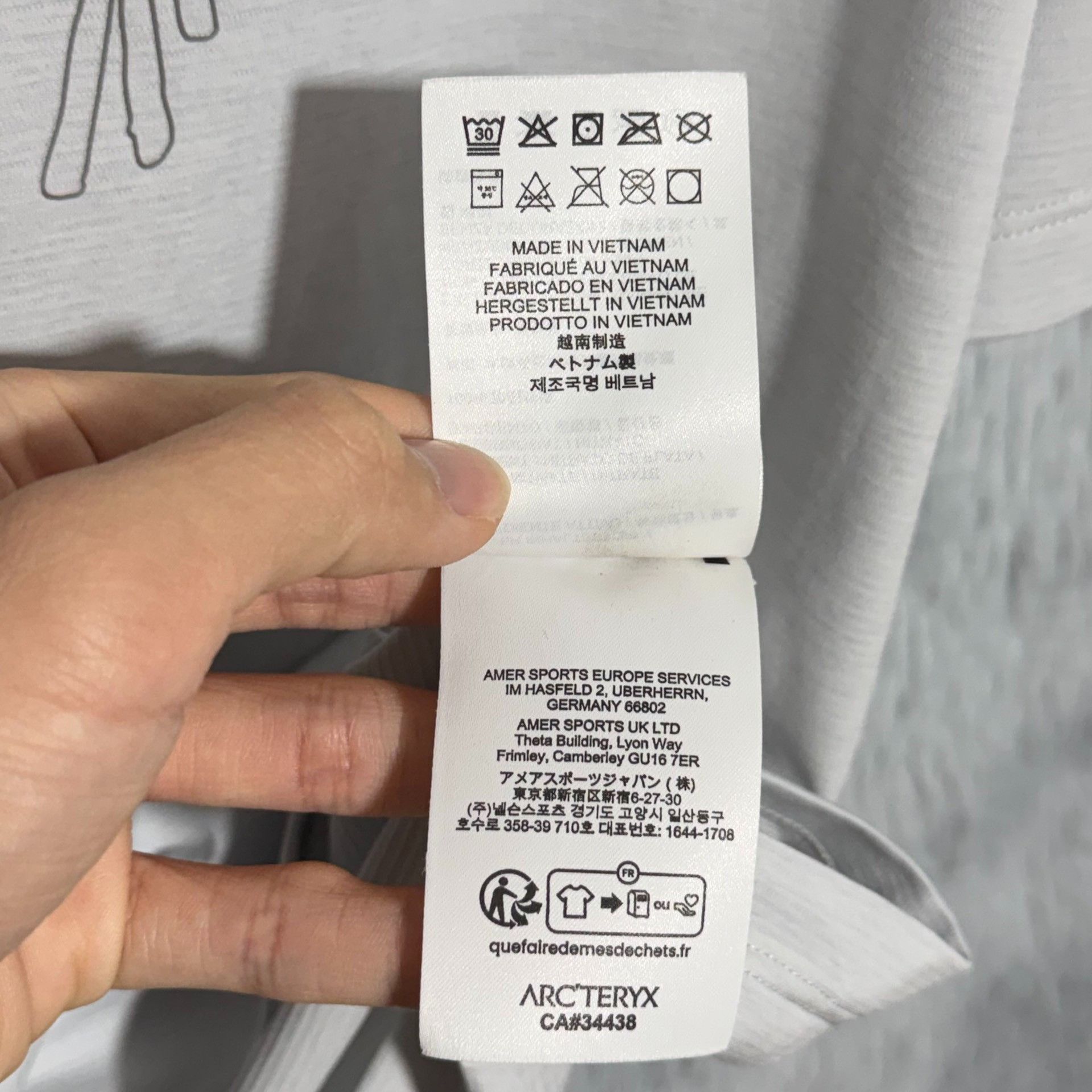 Arc'teryx Arcteryx Cormac Chest Logo Quick-Dry T-Shirt Size US S / EU 44-46 / 1 - 6 Thumbnail