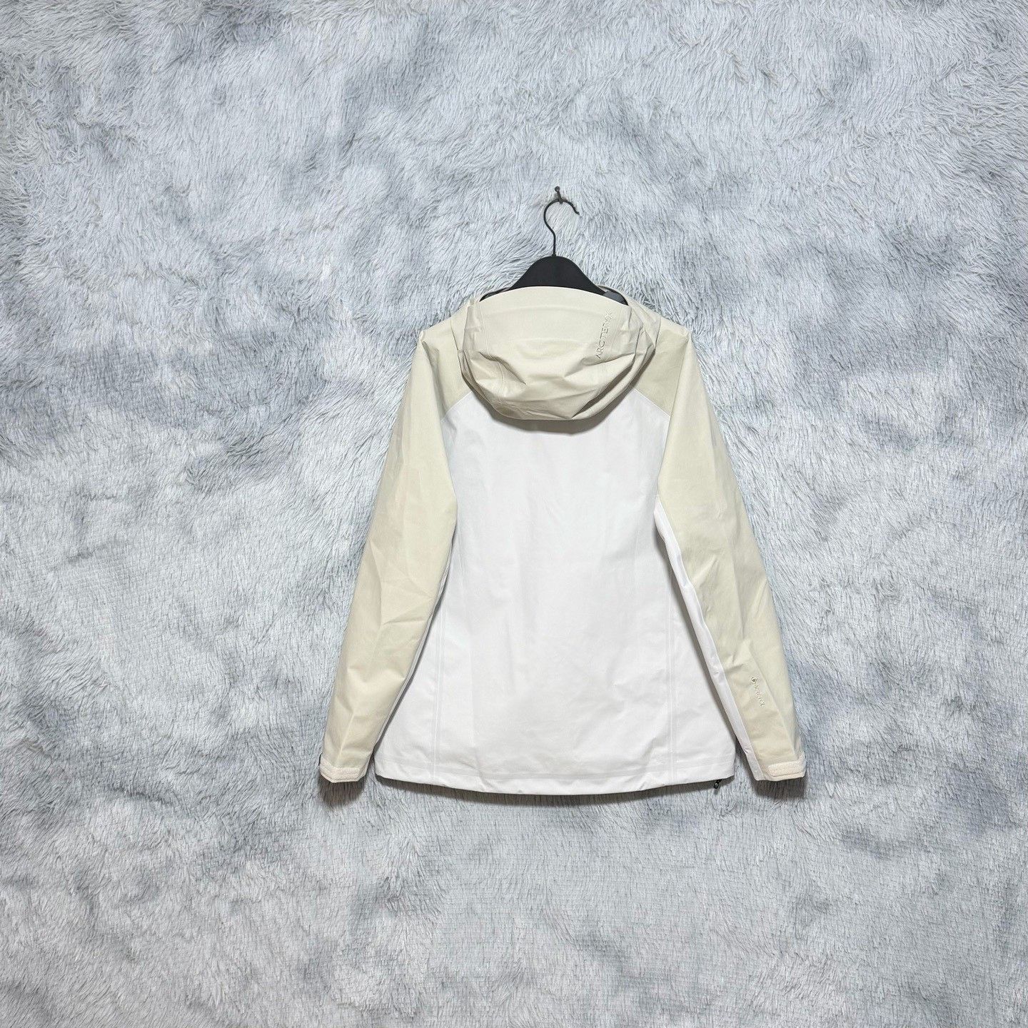 Arc'teryx Arcteryx Beta Jacket Women's Size M / US 6-8 / IT 42-44 - 2 Thumbnail