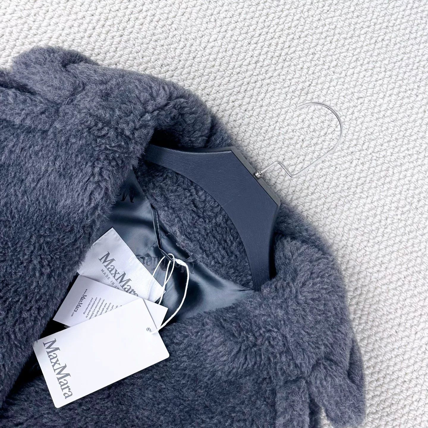 Max Mara MaxMara Teddy Long Lapel Coat Size M / US 6-8 / IT 42-44 - 3 Thumbnail