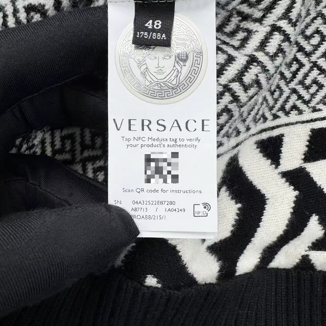 Versace Versace Medusa Logo Knit Sweater Size US M / EU 48-50 / 2 - 5 Thumbnail