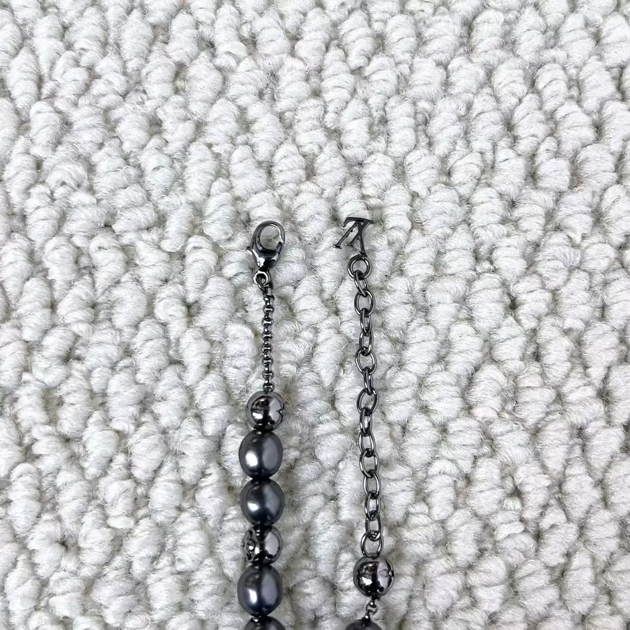 Louis Vuitton Louis Vuitton Monogram Pearl Metal Bracelet Size ONE SIZE - 5 Thumbnail
