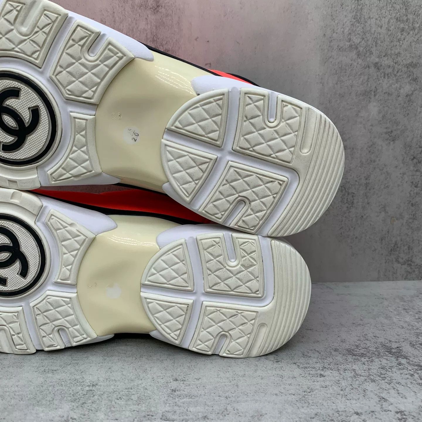 Chanel Chanel Orange-Pink Double C Logo Sneakers Size US 6 / IT 36 - 9 Thumbnail