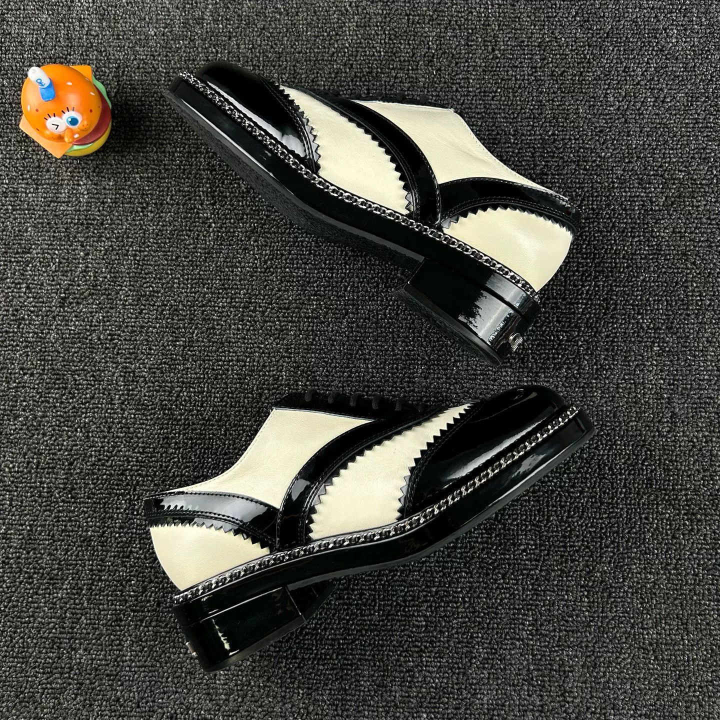 Chanel Chanel Patent Leather Loafers Size US 5 / IT 35 - 4 Thumbnail