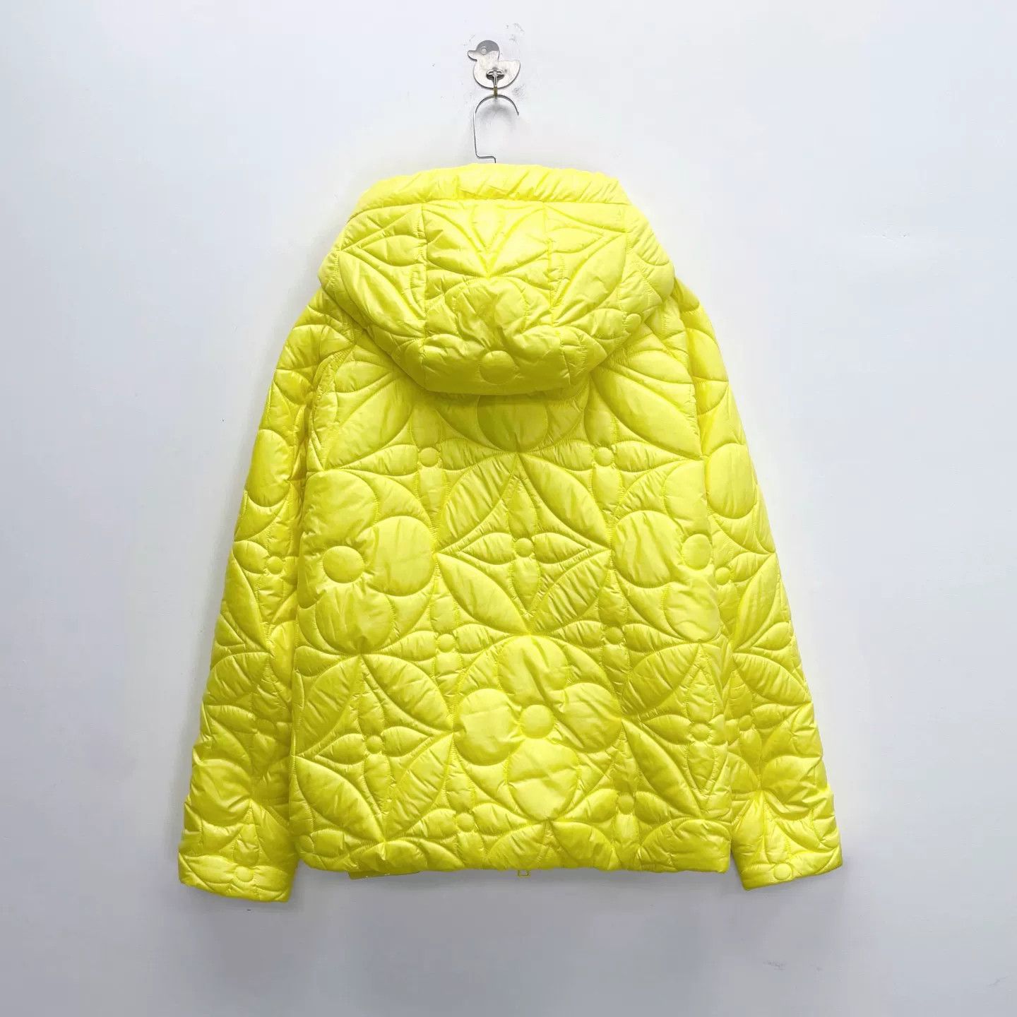 Louis Vuitton Louis Vuitton Yellow Quilted Logo Hooded Jacket Size US L / EU 52-54 / 3 - 2 Thumbnail