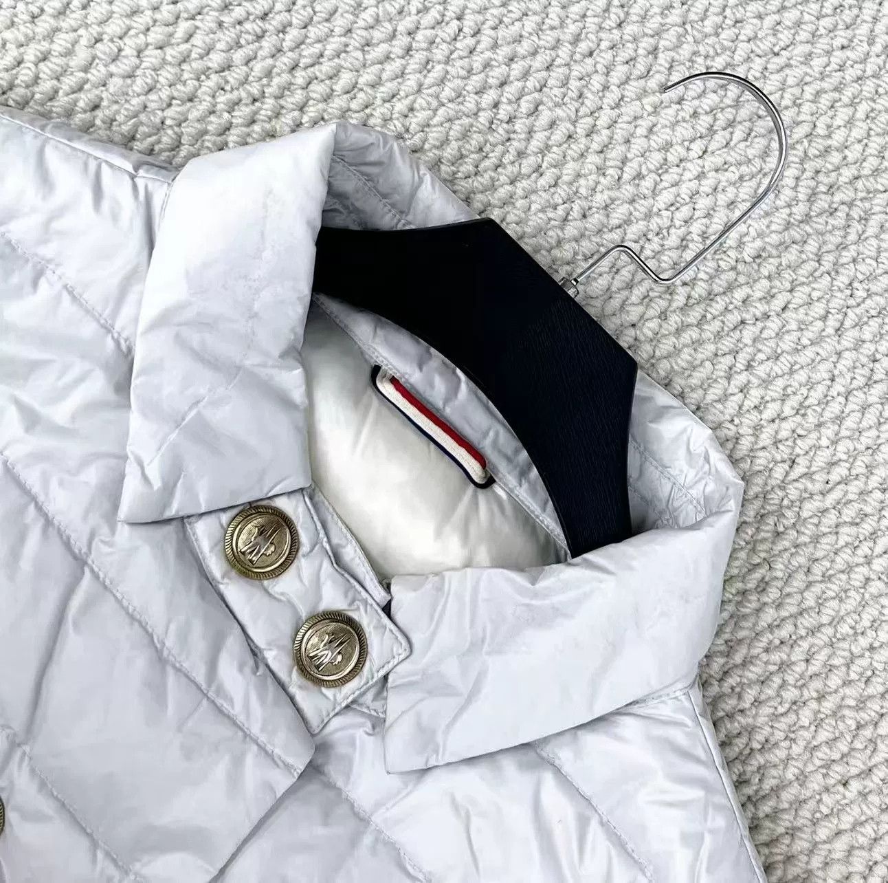 Moncler Moncler White Double-Breasted Lightweight Down Jacket Size XS / US 0-2 / IT 36-38 - 3 Thumbnail