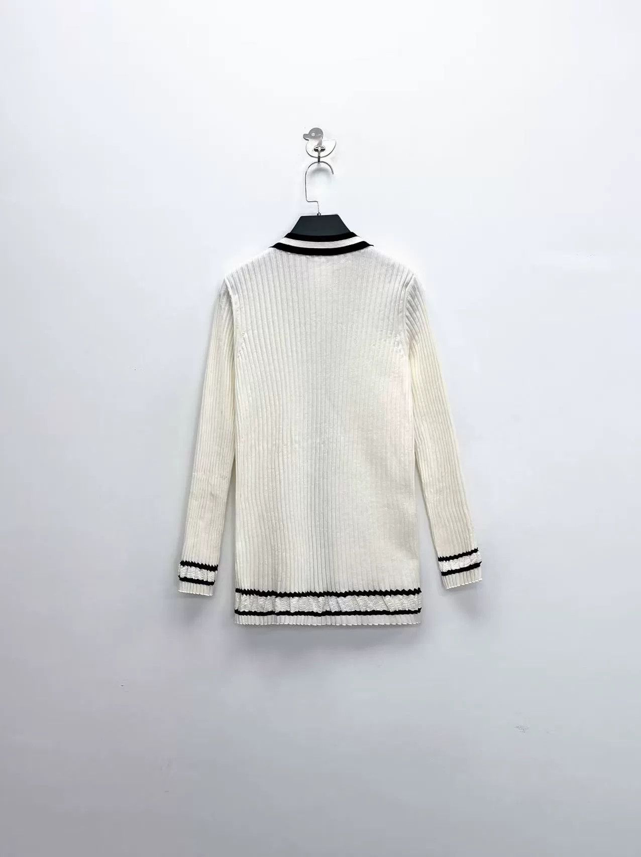 Chanel Chanel White Striped Knit Cardigan Dress Size XS / US 0-2 / IT 36-38 - 2 Thumbnail