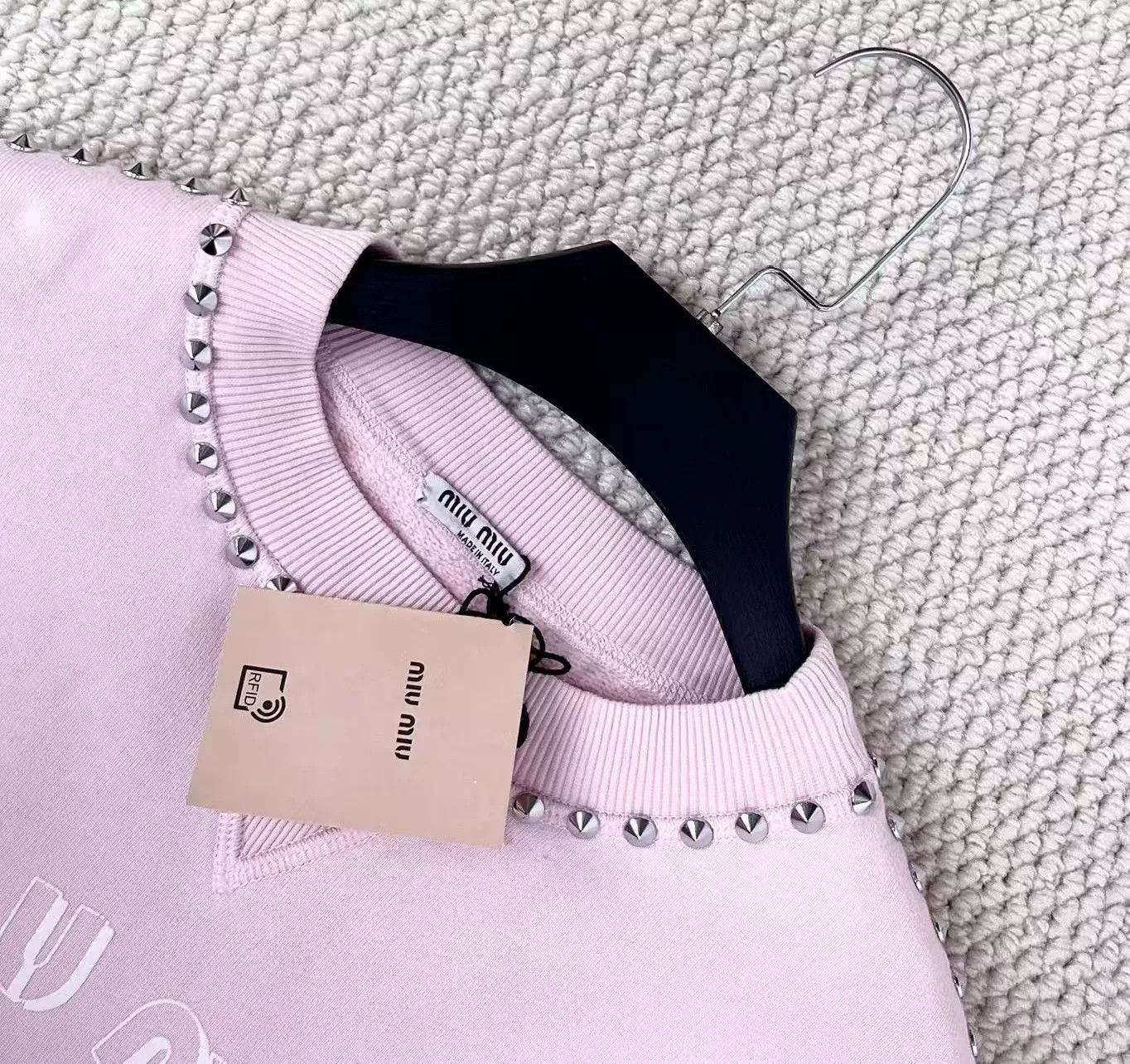 Miu Miu Miu Miu Logo Embellished Sweatshirt Size XS / US 0-2 / IT 36-38 - 3 Thumbnail
