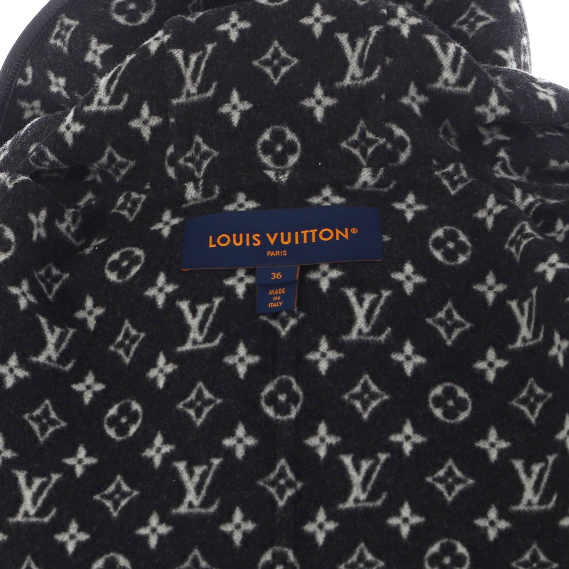Louis Vuitton Women's reversible hooded belted wrap coat monogram wool blend Size ONE SIZE - 4 Thumbnail