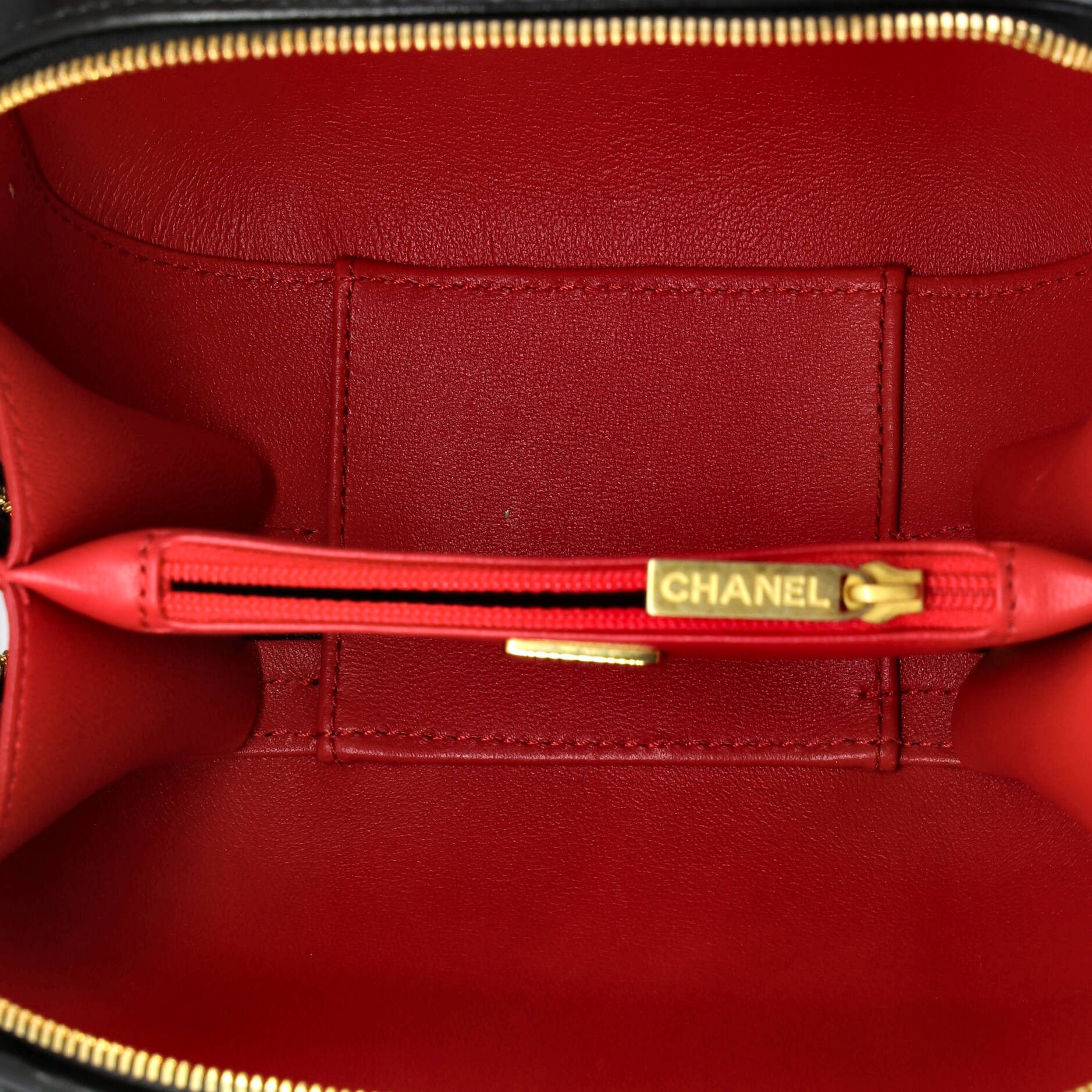 Chanel Cc bubble top handle vanity case with chain quilted lambskin small Size ONE SIZE - 4 Thumbnail