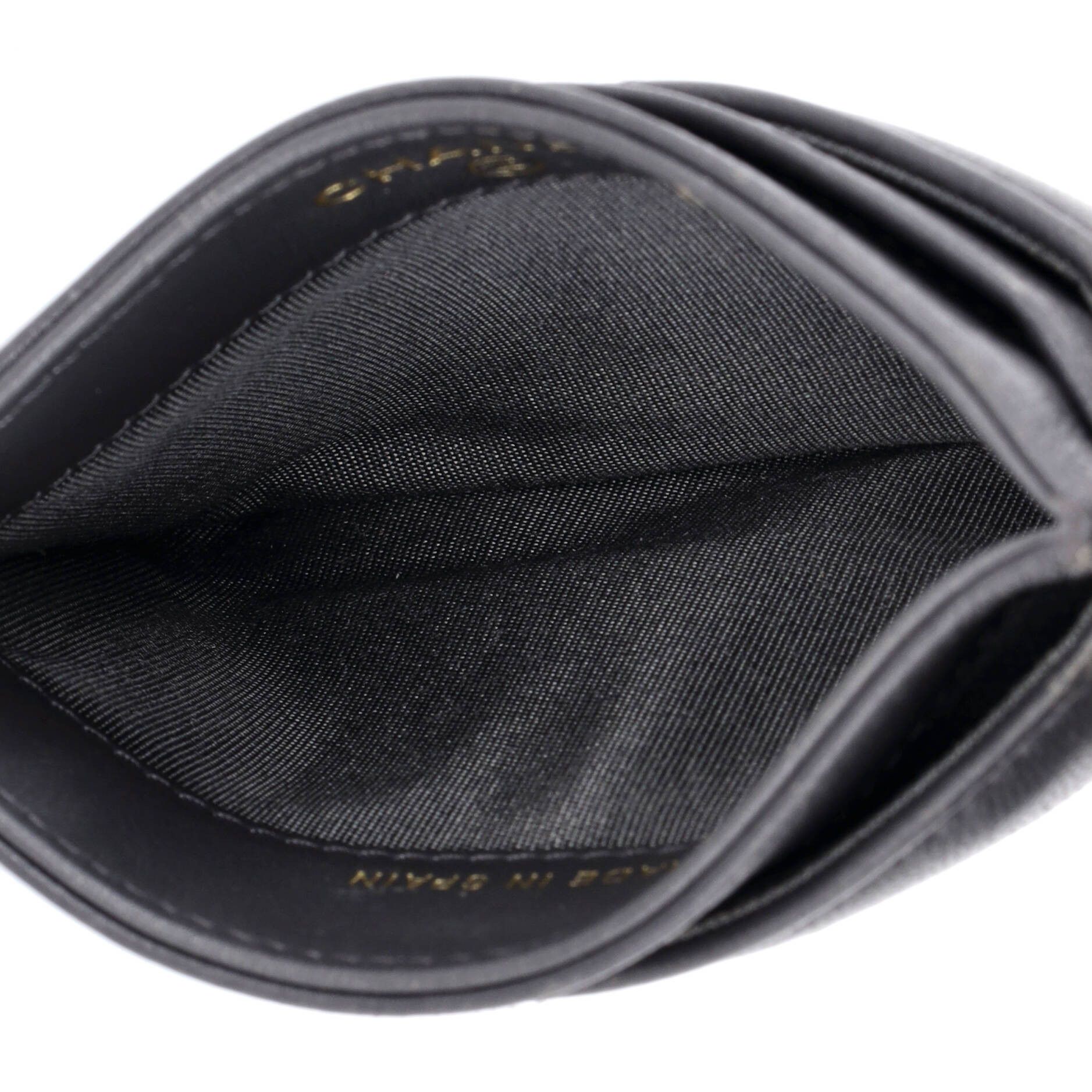 Chanel 19 card holder quilted leather Size ONE SIZE - 5 Thumbnail