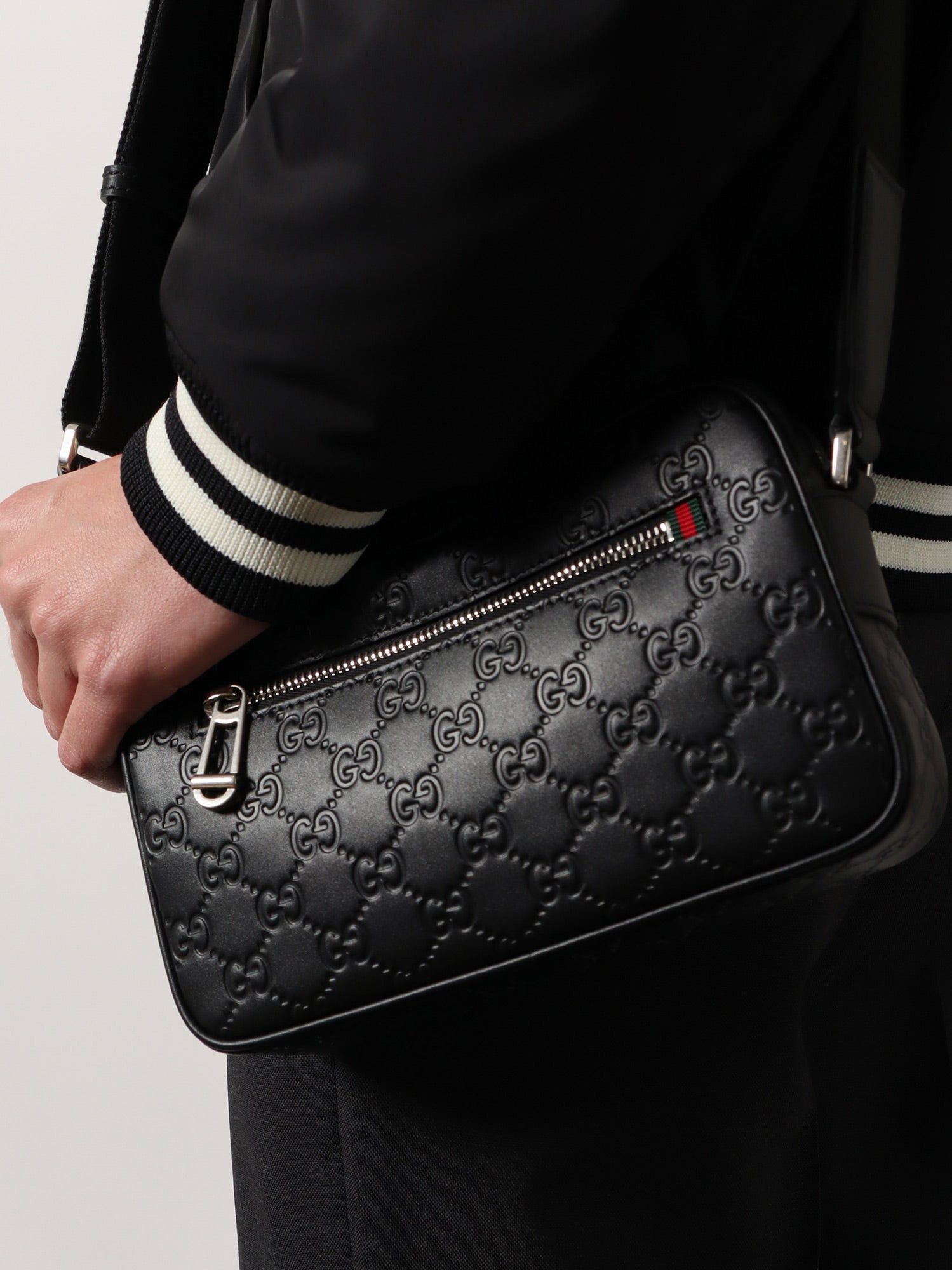 Gucci Gg Emblem Leather Crossbody Bag Size ONE SIZE - 5 Thumbnail