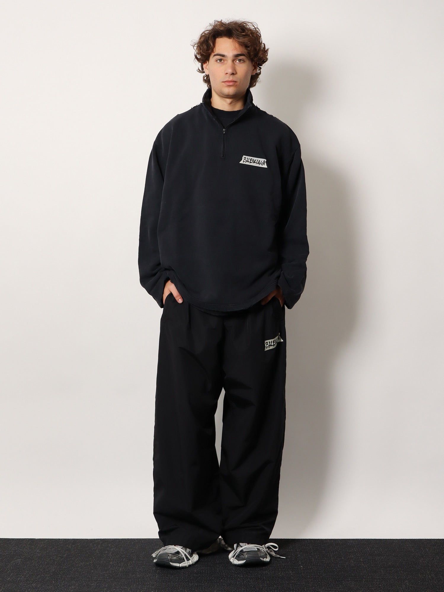 Balenciaga Cotton Sweatshirt Size US S / EU 44-46 / 1 - 4 Thumbnail