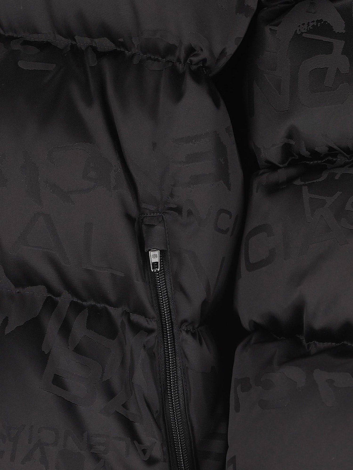 Balenciaga Nylon Down Jacket With All-Over Lettering Logo Size US M / EU 48-50 / 2 - 3 Thumbnail
