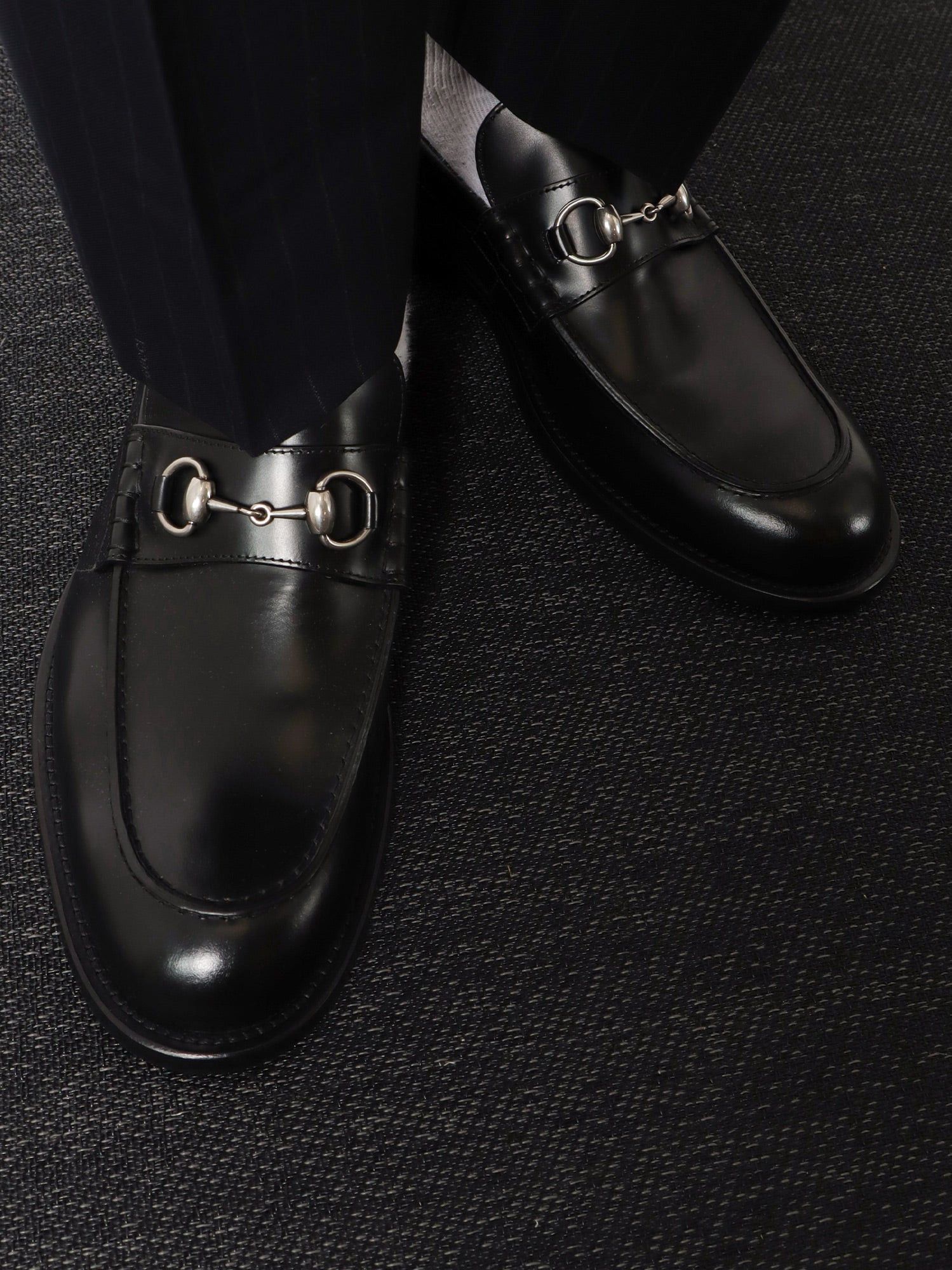 Gucci Leather Loafer With Horsebit Detail Size US 7 / EU 40 - 2 Thumbnail