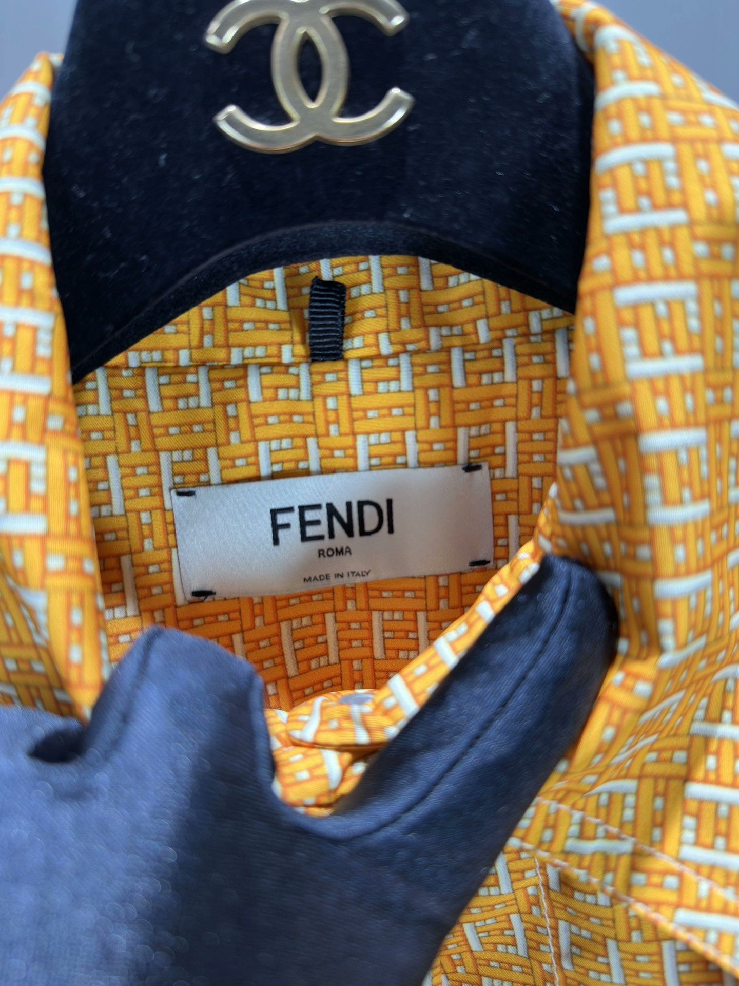 Fendi Fendi All-Over Logo Windbreaker Jacket Size US XXS / EU 40 - 8 Thumbnail