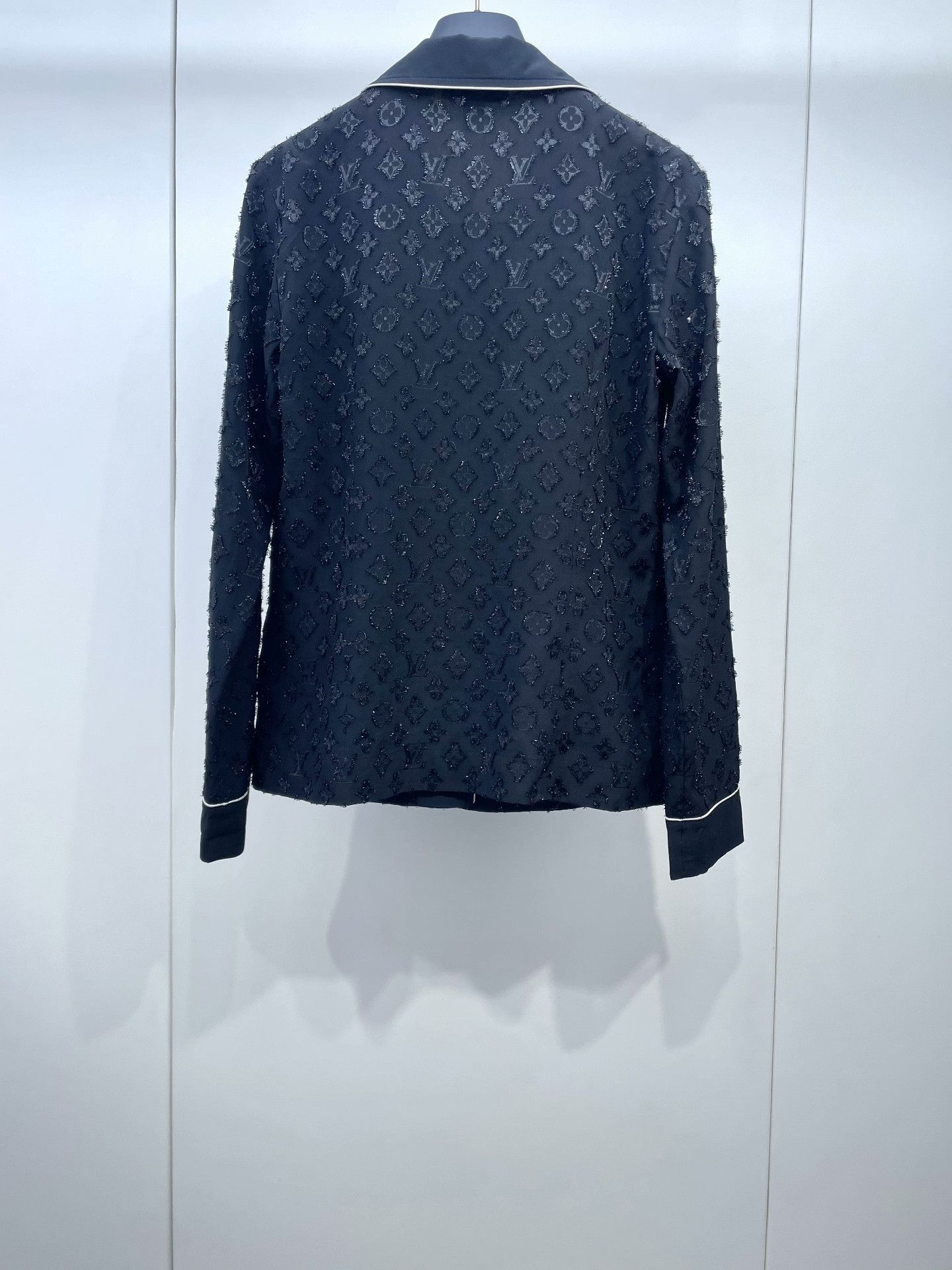 Louis Vuitton LV Black Monogram Shimmer Silk Shirt Size XXS / US 00 / IT 34 - 2 Thumbnail