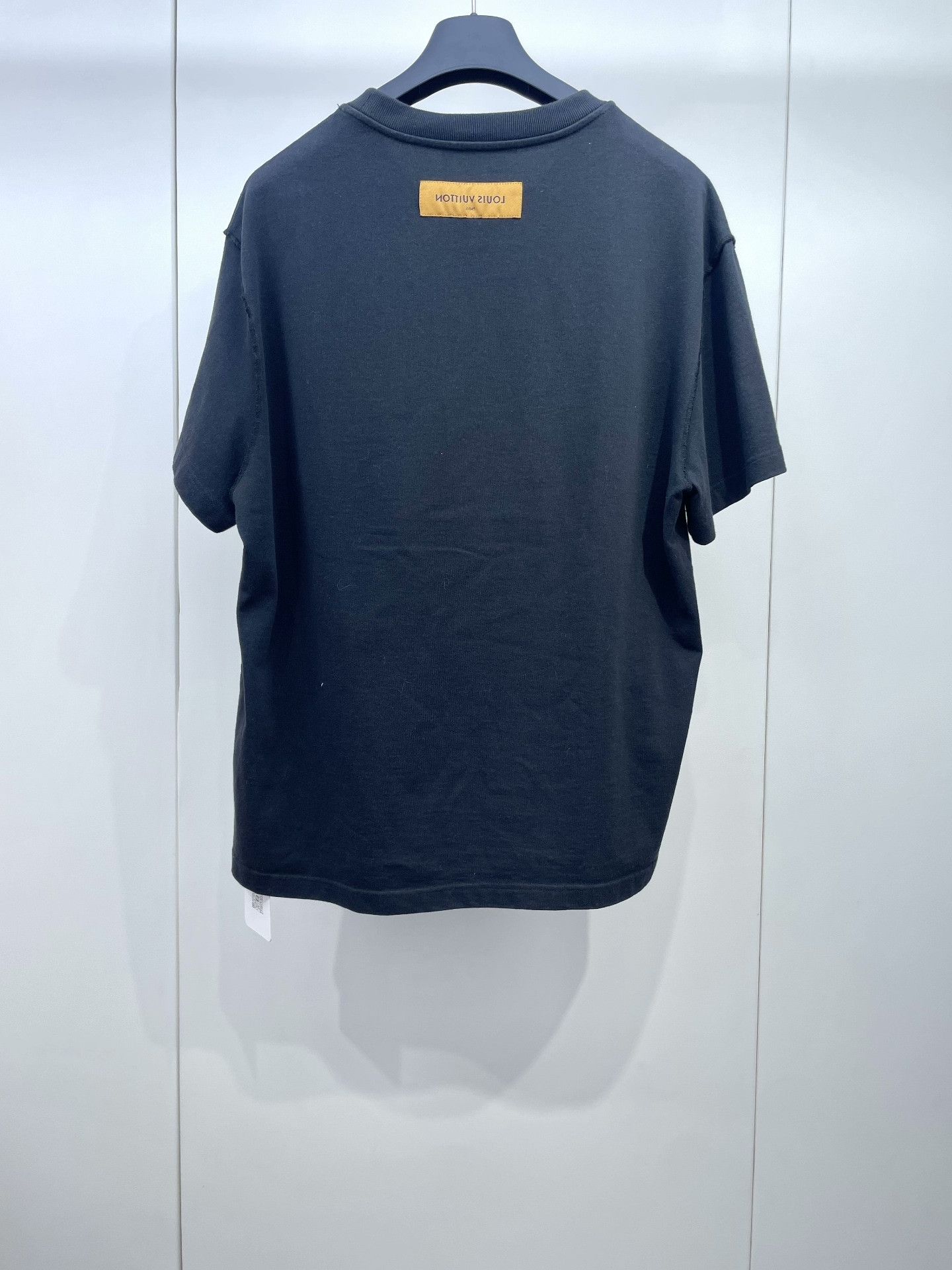 Louis Vuitton LV Black Hollow Pocket Logo T-Shirt Size US XL / EU 56 / 4 - 2 Thumbnail
