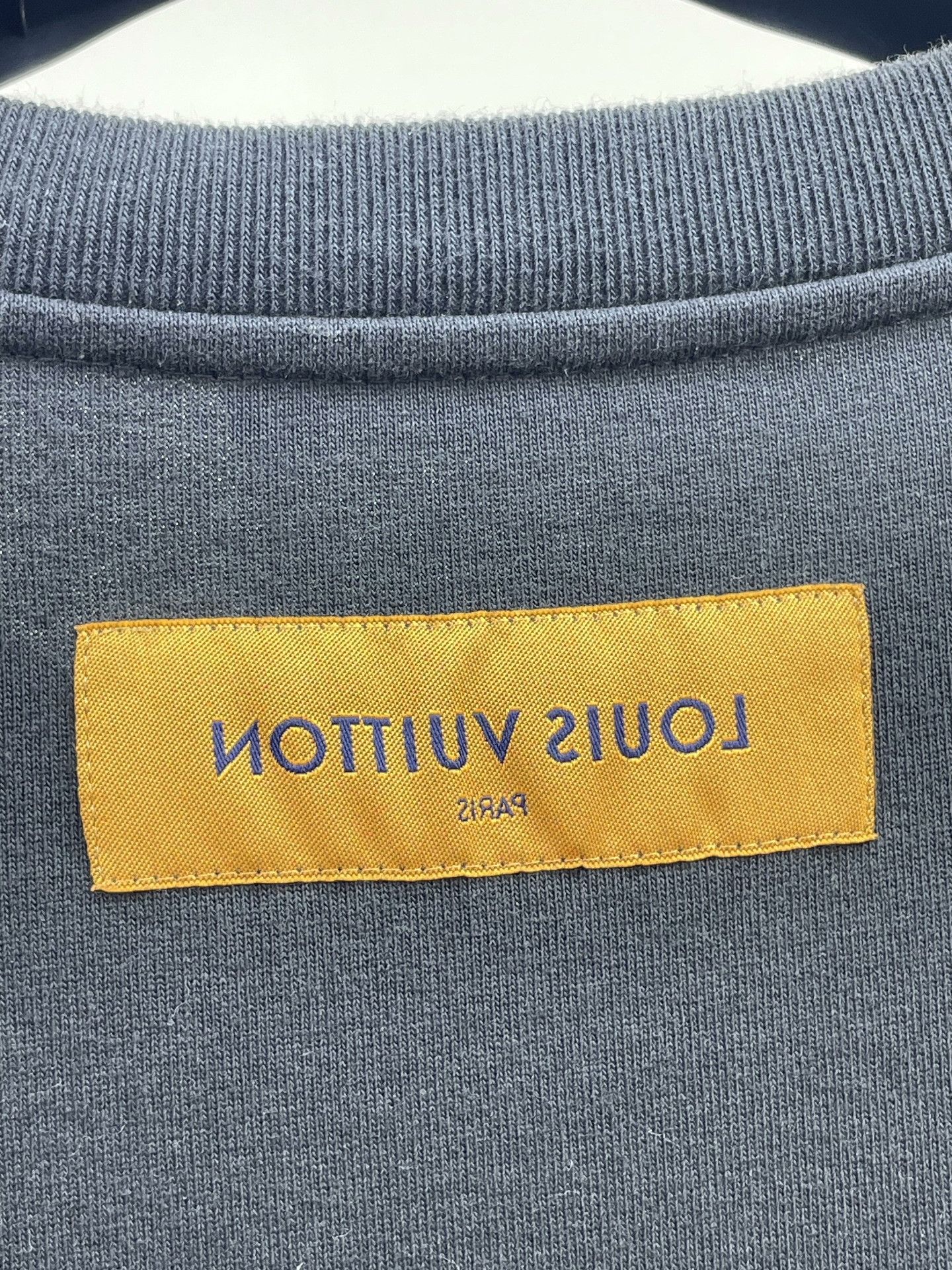 Louis Vuitton LV Black Hollow Pocket Logo T-Shirt Size US XL / EU 56 / 4 - 3 Thumbnail