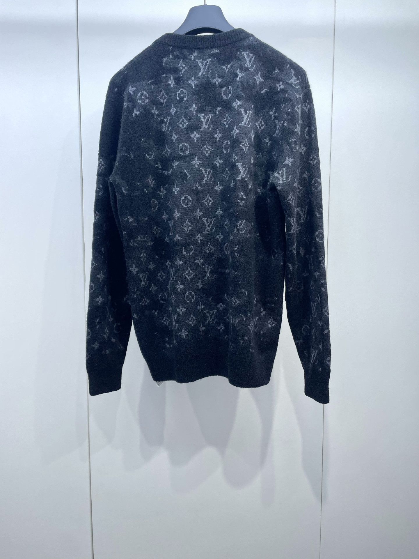 Louis Vuitton LV Black Camouflage Jacquard Sweater Size US XL / EU 56 / 4 - 2 Thumbnail