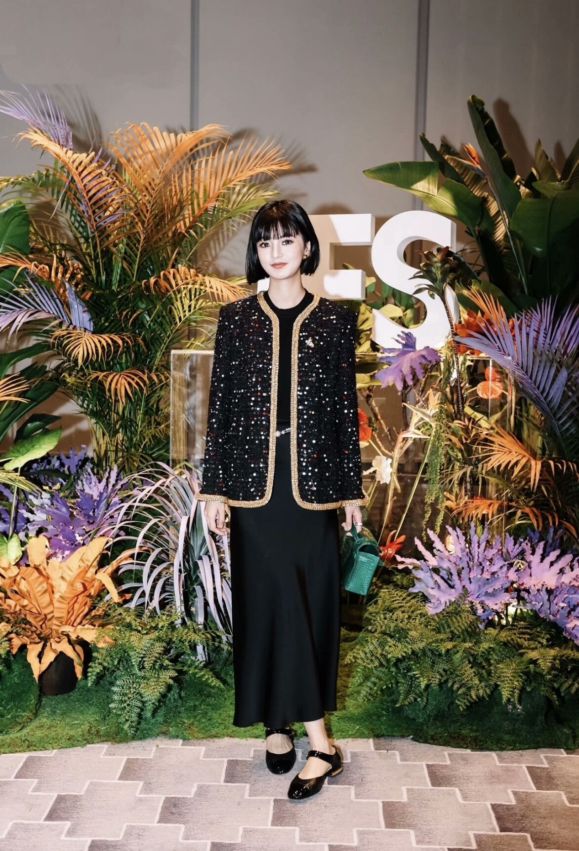 Chanel Chanel Colorful Sequin Black Gold Coat Size S / US 4 / IT 40 - 9 Thumbnail