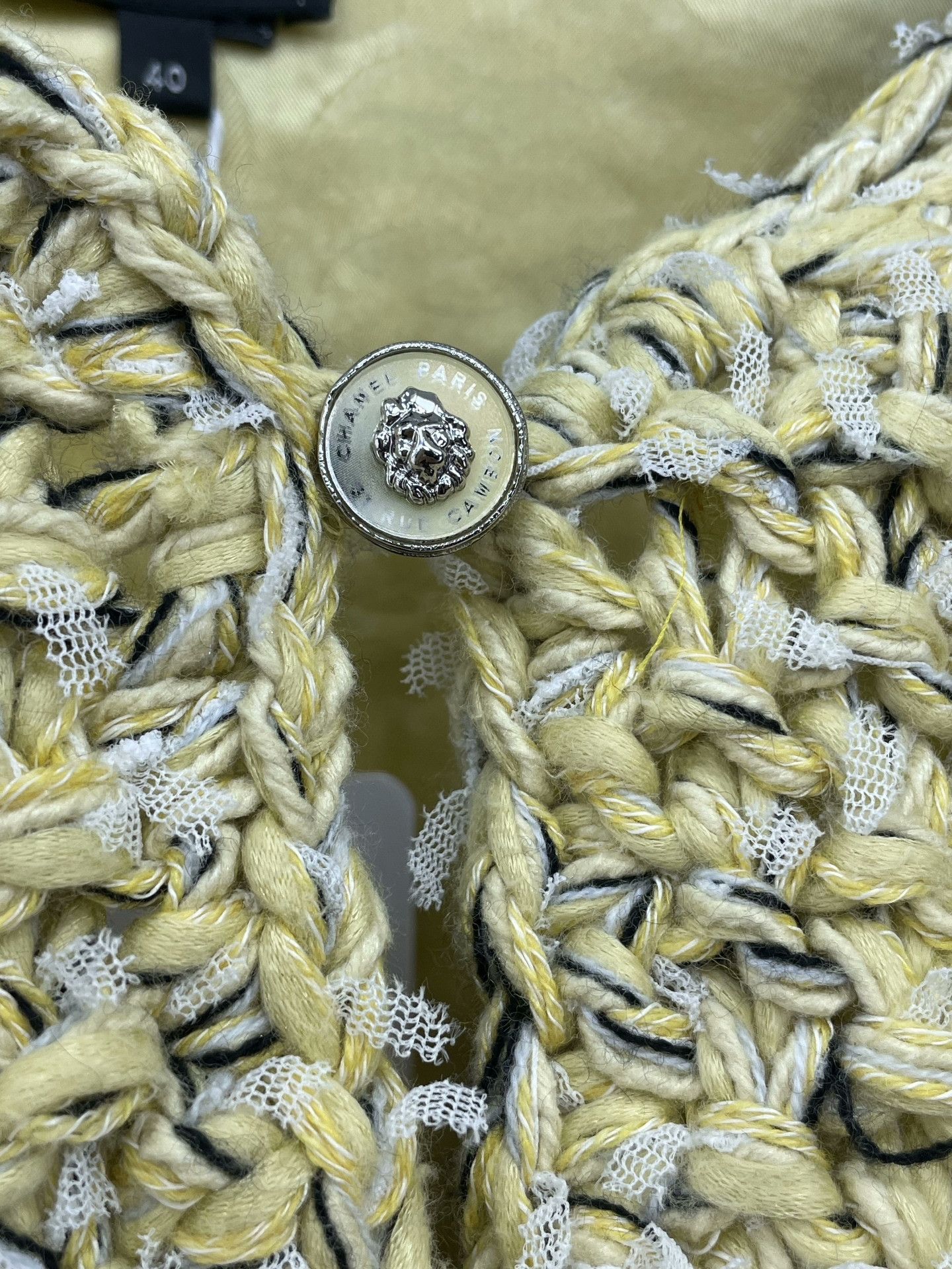 Chanel Chanel Yellow Knitted Short Jacket Size S / US 4 / IT 40 - 3 Thumbnail