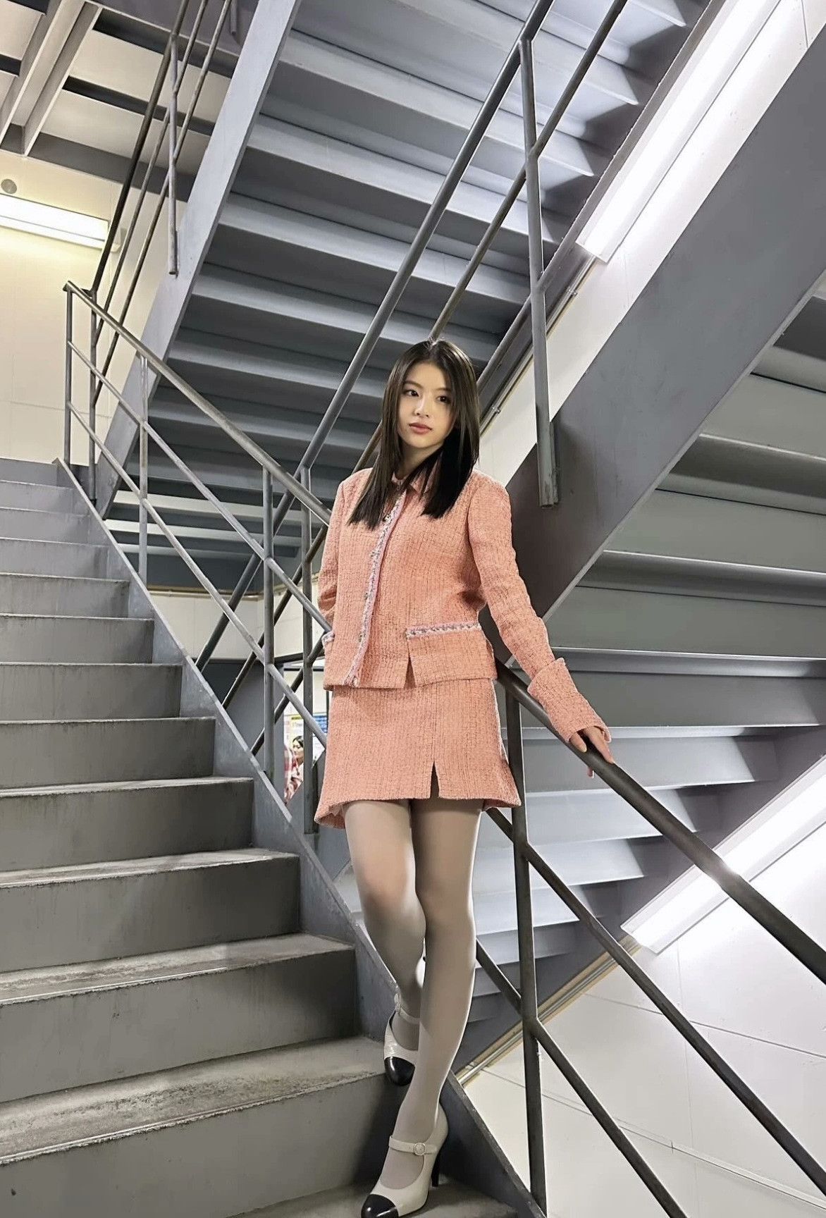 Chanel Chanel 24P Pink Knit Jacket Size S / US 4 / IT 40 - 8 Thumbnail