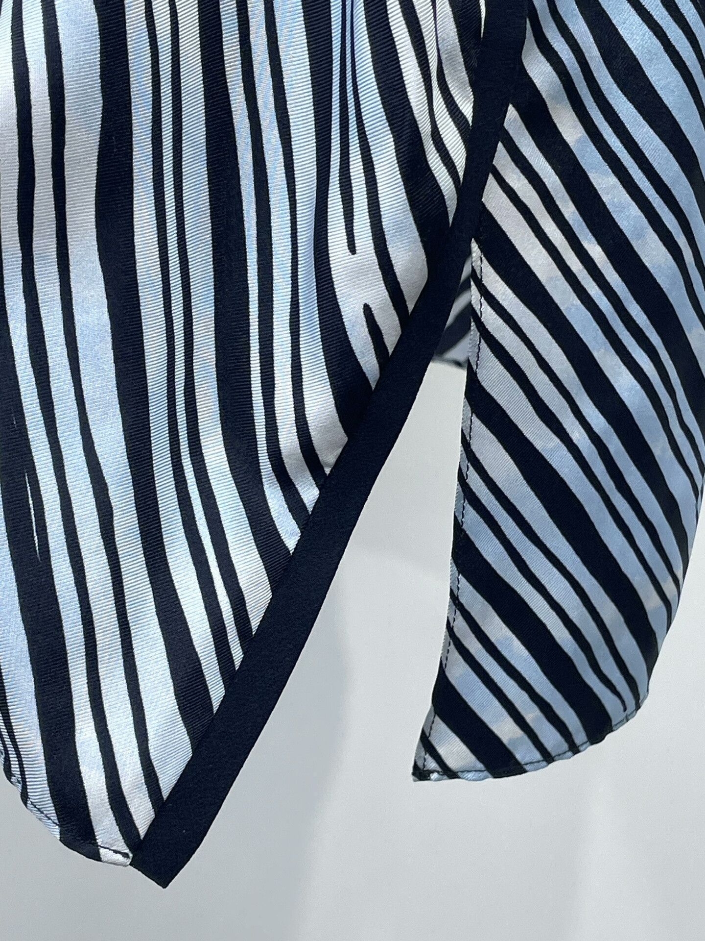 Fendi Fendi Striped Graffiti Short-Sleeve Shirt Size S / US 4 / IT 40 - 7 Thumbnail