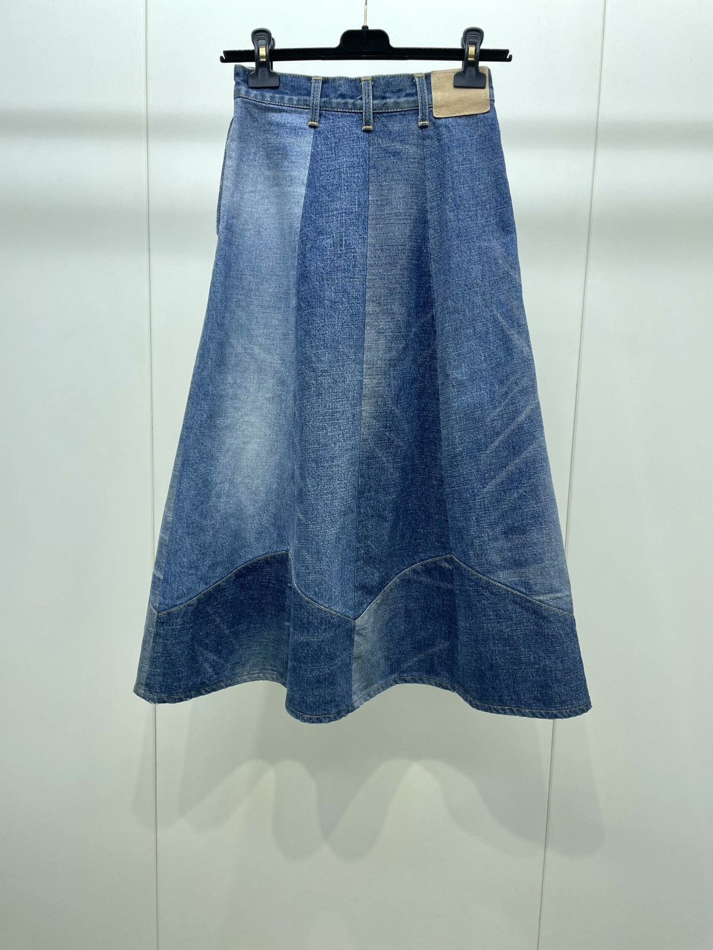 Celine CELINE Denim Skirt Size 26" / US 2 / IT 38 - 2 Thumbnail