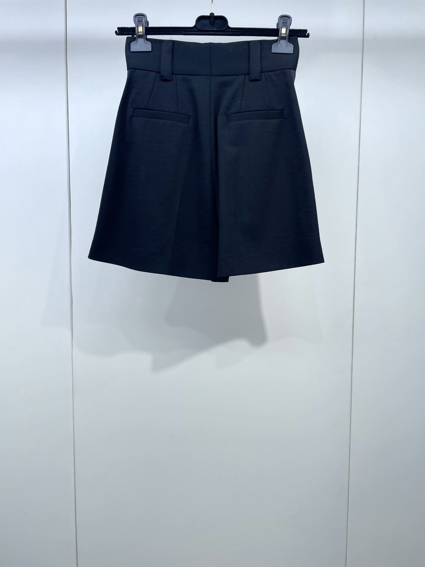 Miu Miu Miumiu Black Versatile Shorts Size 36" / US 14 / IT 50 - 2 Thumbnail