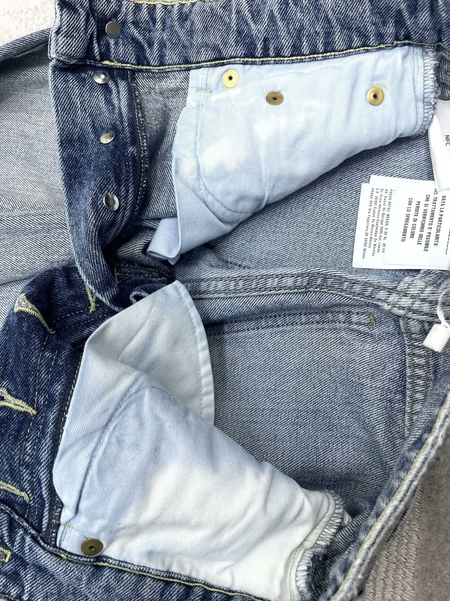 Miu Miu Miumiu Letter Pocket Casual Jeans Size 24" / US 00 / IT 34 - 9 Thumbnail