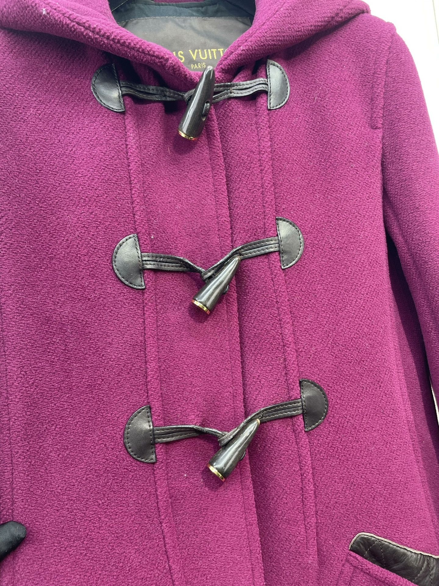 Louis Vuitton Louis Vuitton Horn Buckle Hooded Coat Size XS / US 0-2 / IT 36-38 - 3 Thumbnail