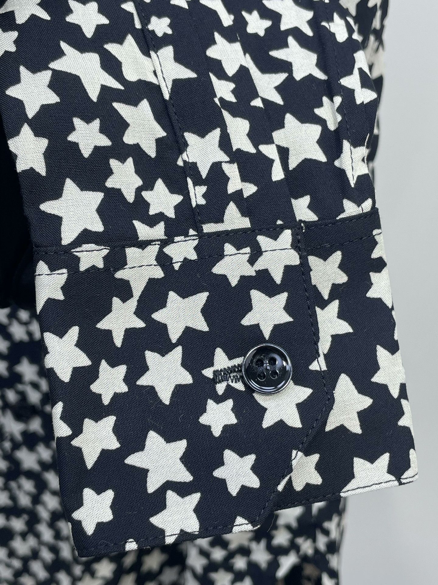 Saint Laurent Paris Saint Laurent SLP Star Long-Sleeve Shirt Size XXS / US 00 / IT 34 - 3 Thumbnail